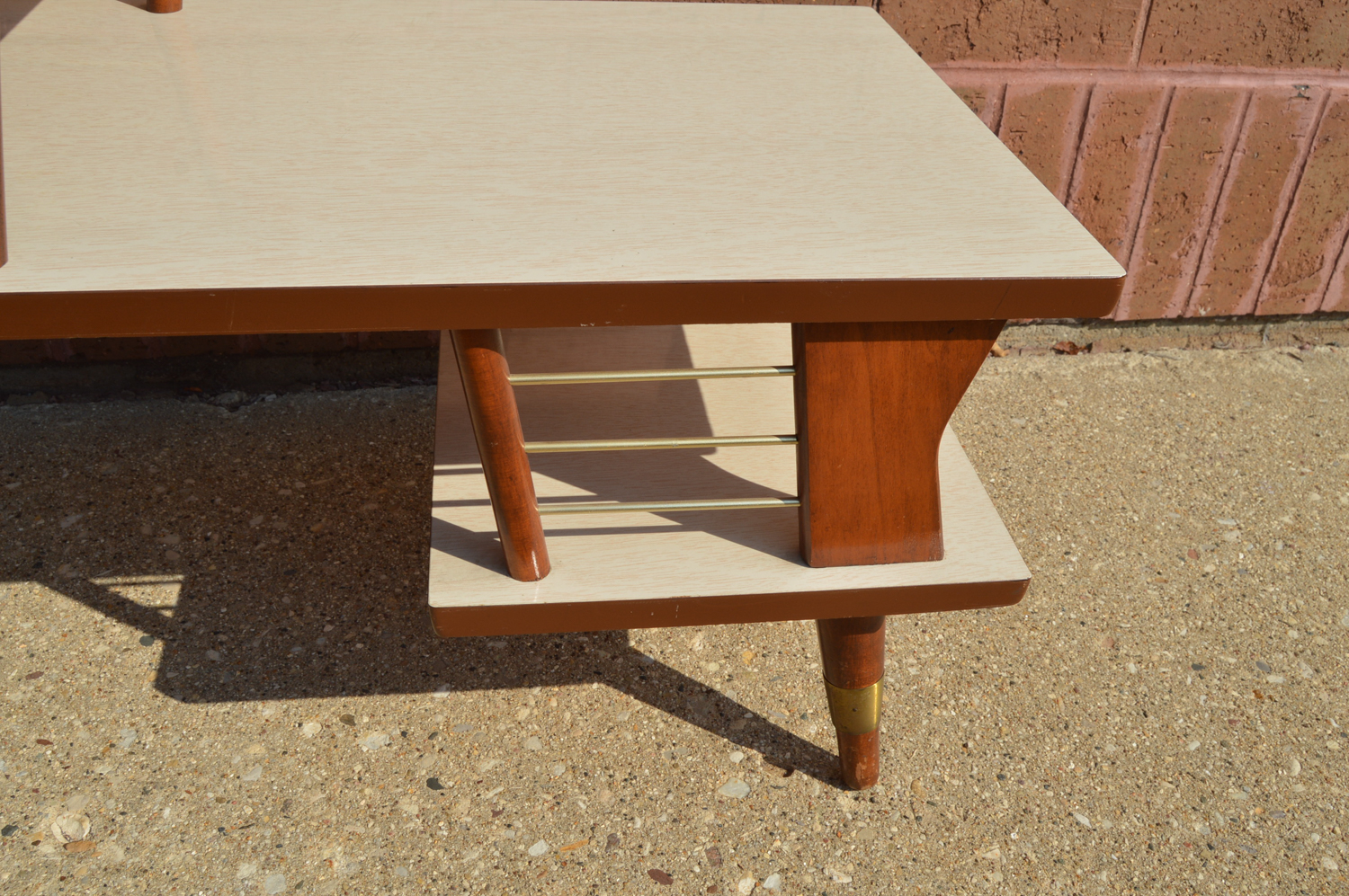 Mid Century Modern Laminate Top End Table