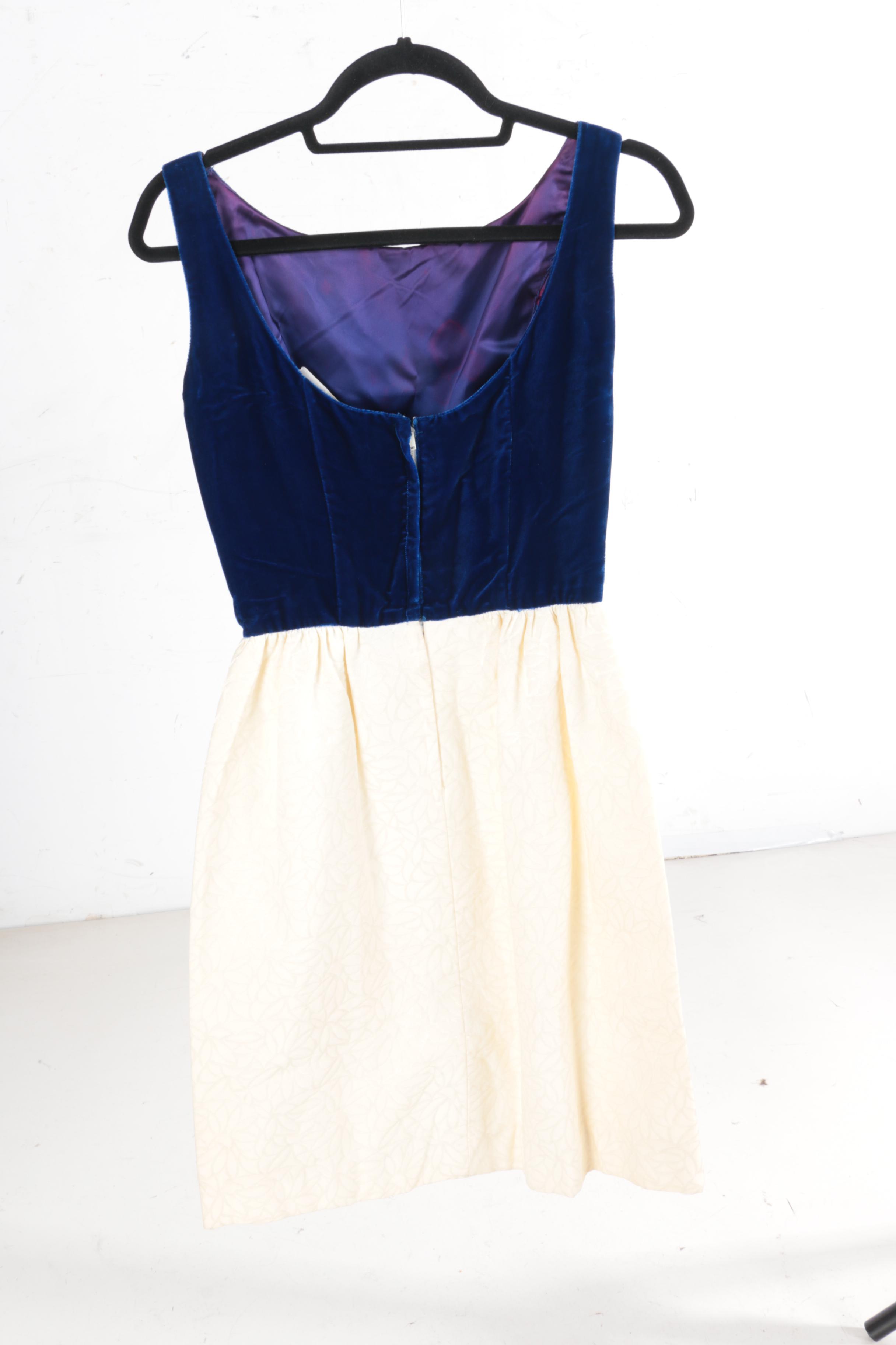 Women's Vintage Velvet Dresses