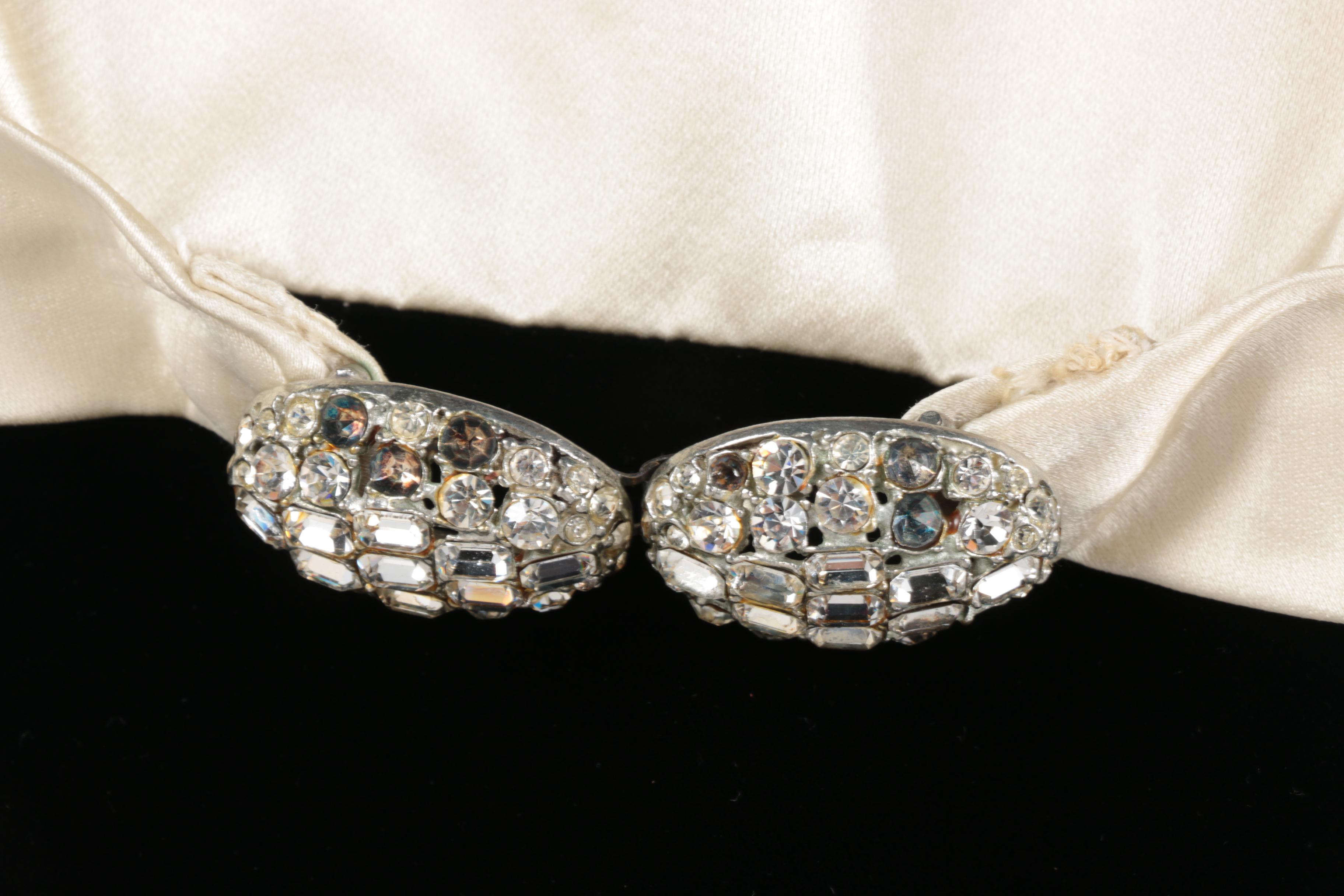 Women's Vintage Velvet Dresses