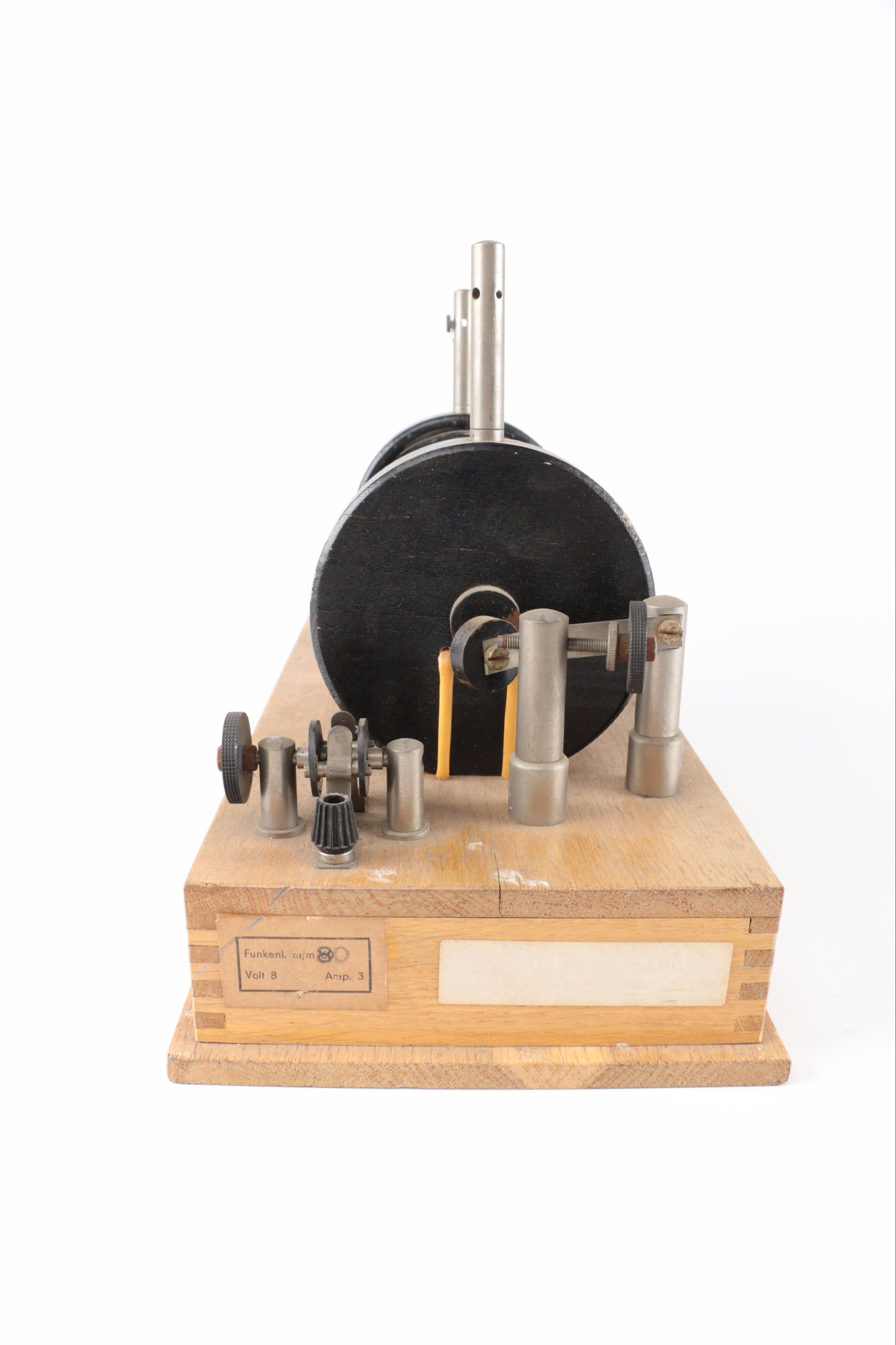 Vintage Induction Coil Display