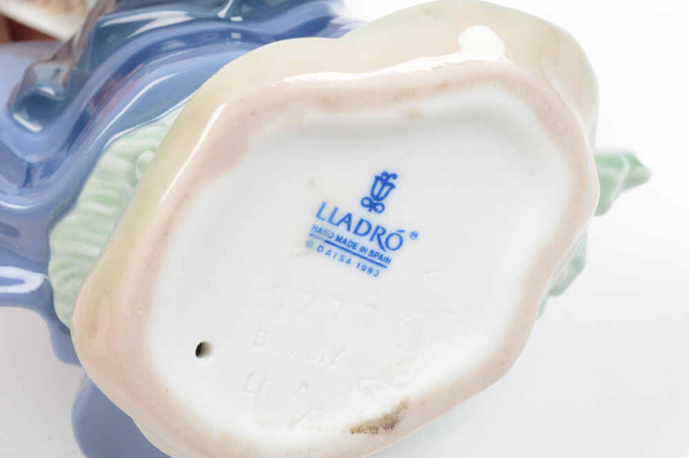 Lladro "Pretty Pickings" Figurine