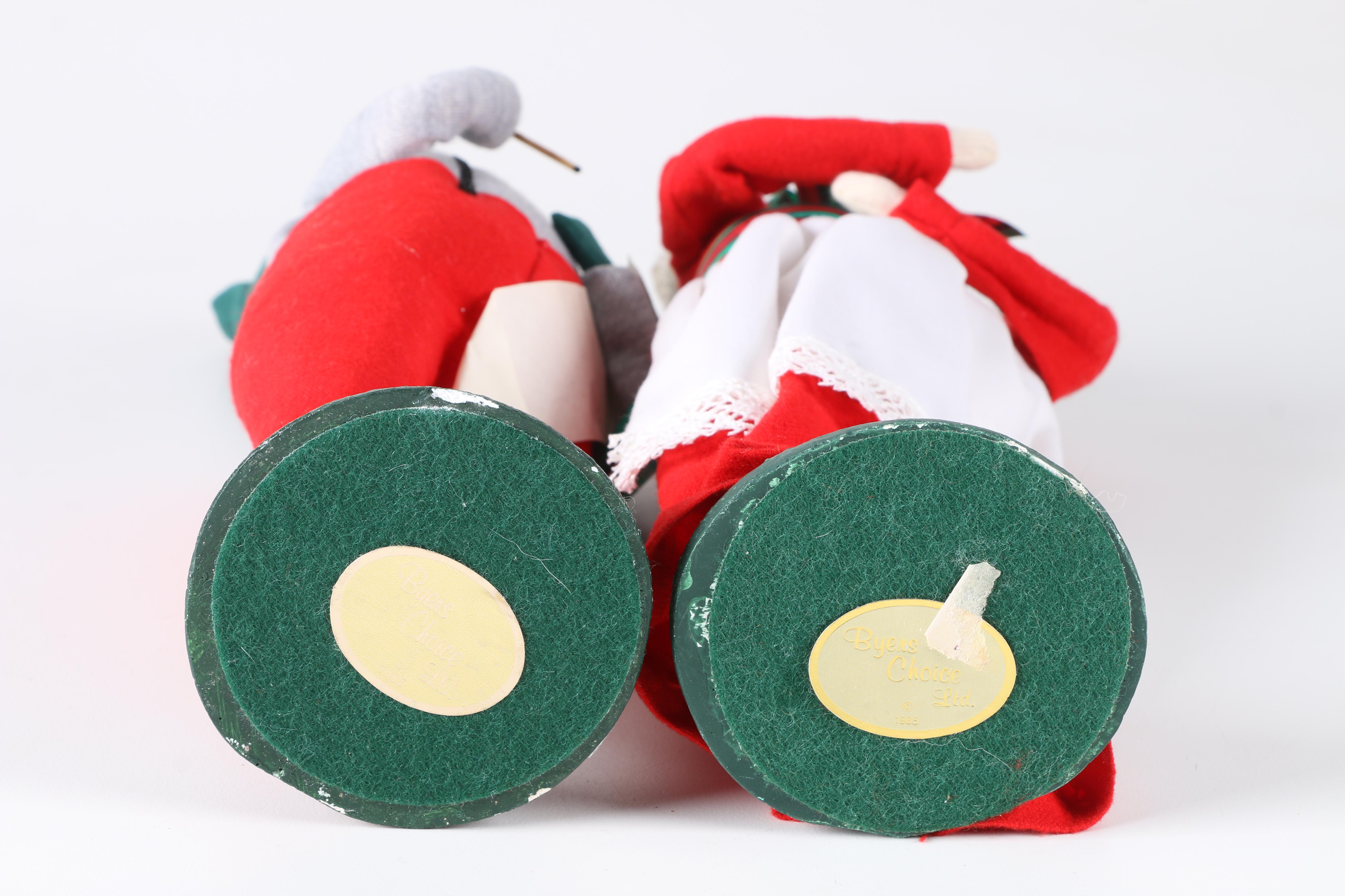 Byers Choice Ltd. Christmas Caroler Figurines