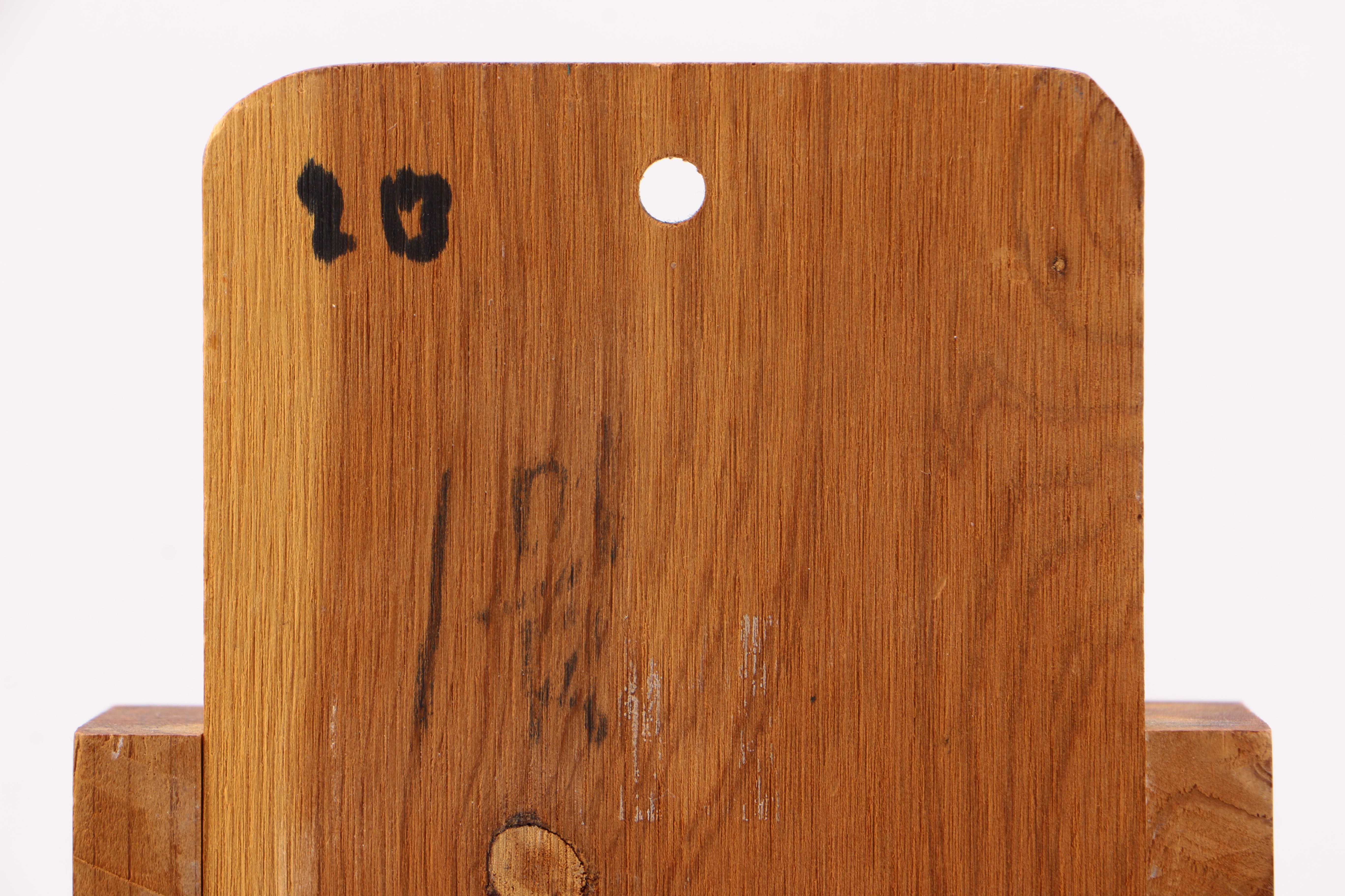 Vintage Cigarette Display Novelty Dispenser and Ash Receiver