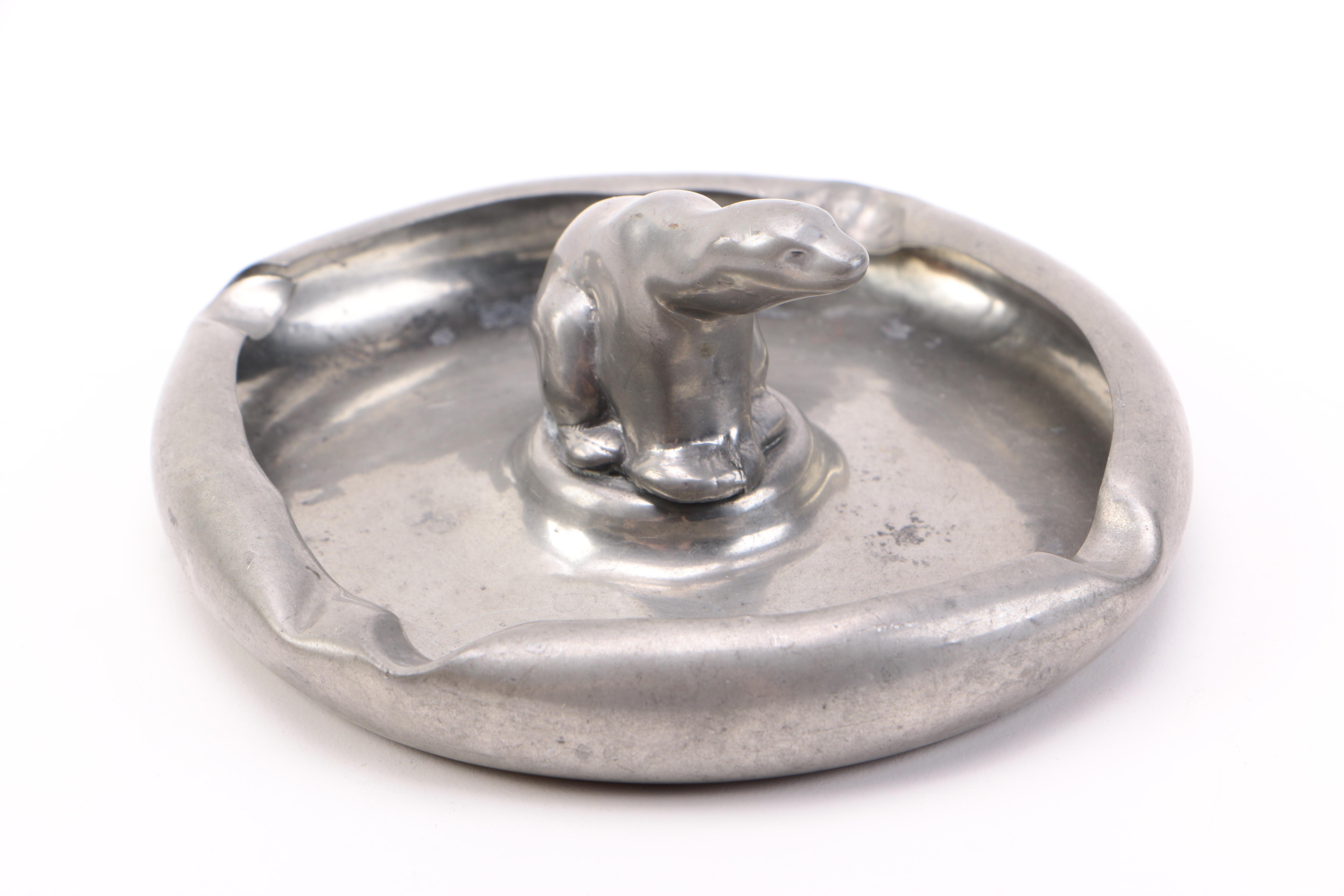 Vintage Cigarette Display Novelty Dispenser and Ash Receiver