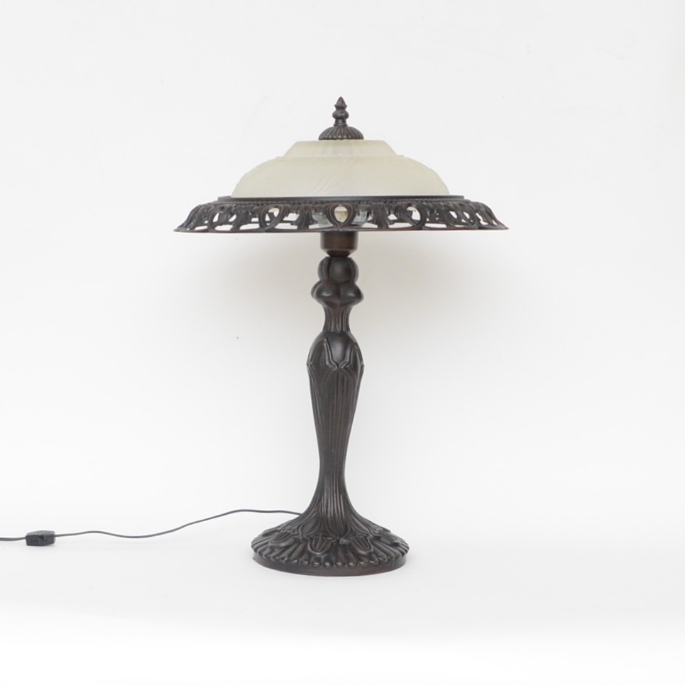 Tiffany Style Table Lamp