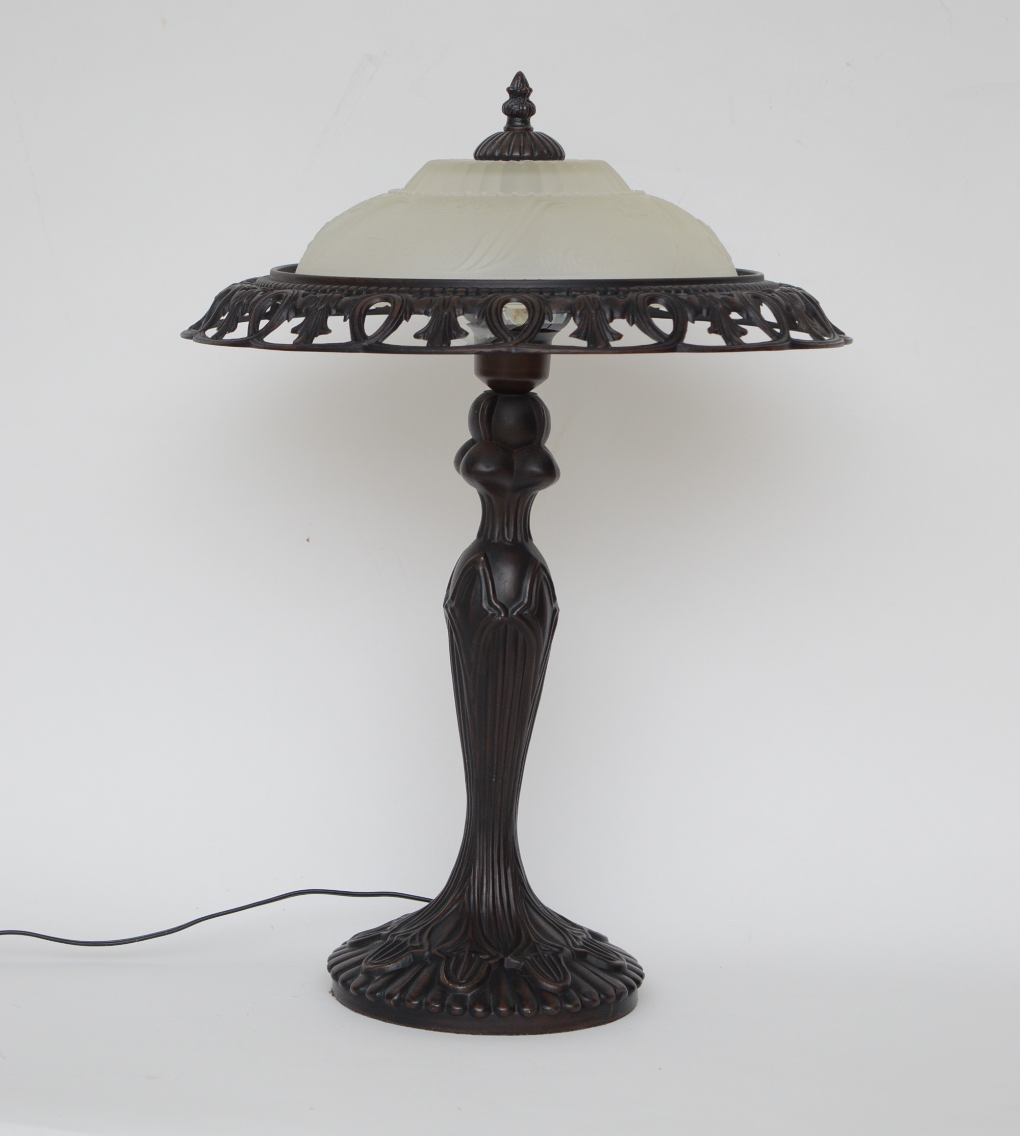 Tiffany Style Table Lamp