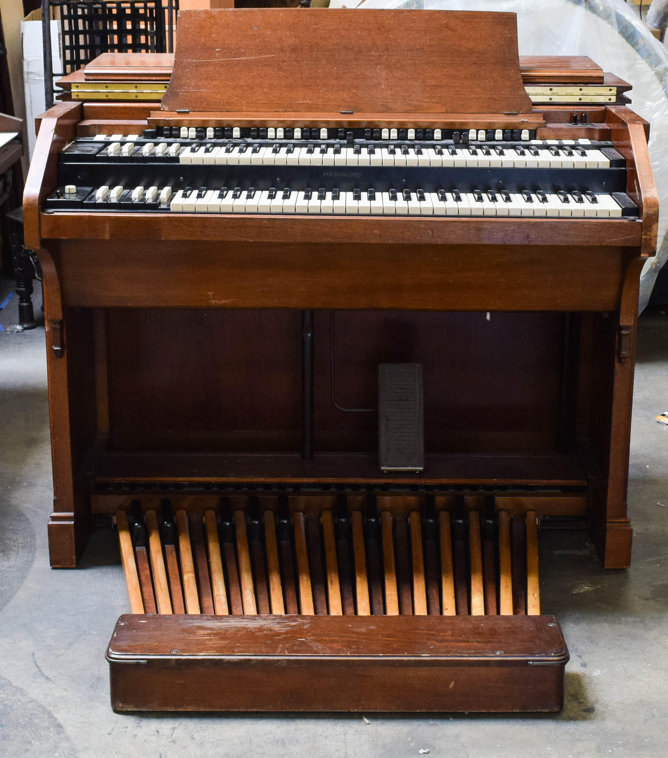 Vintage Hammond C-3 Console Organ
