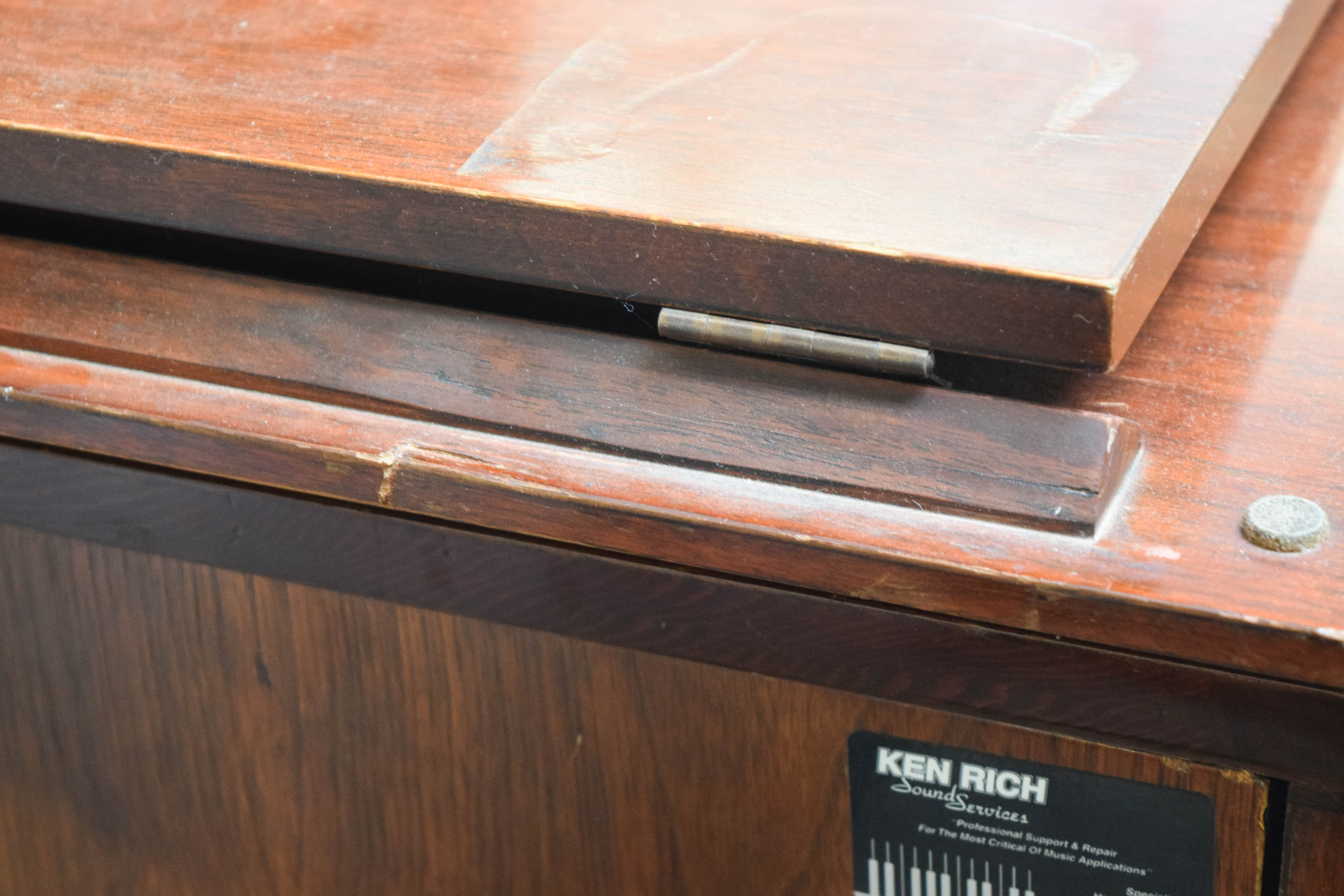 Vintage Hammond C-3 Console Organ