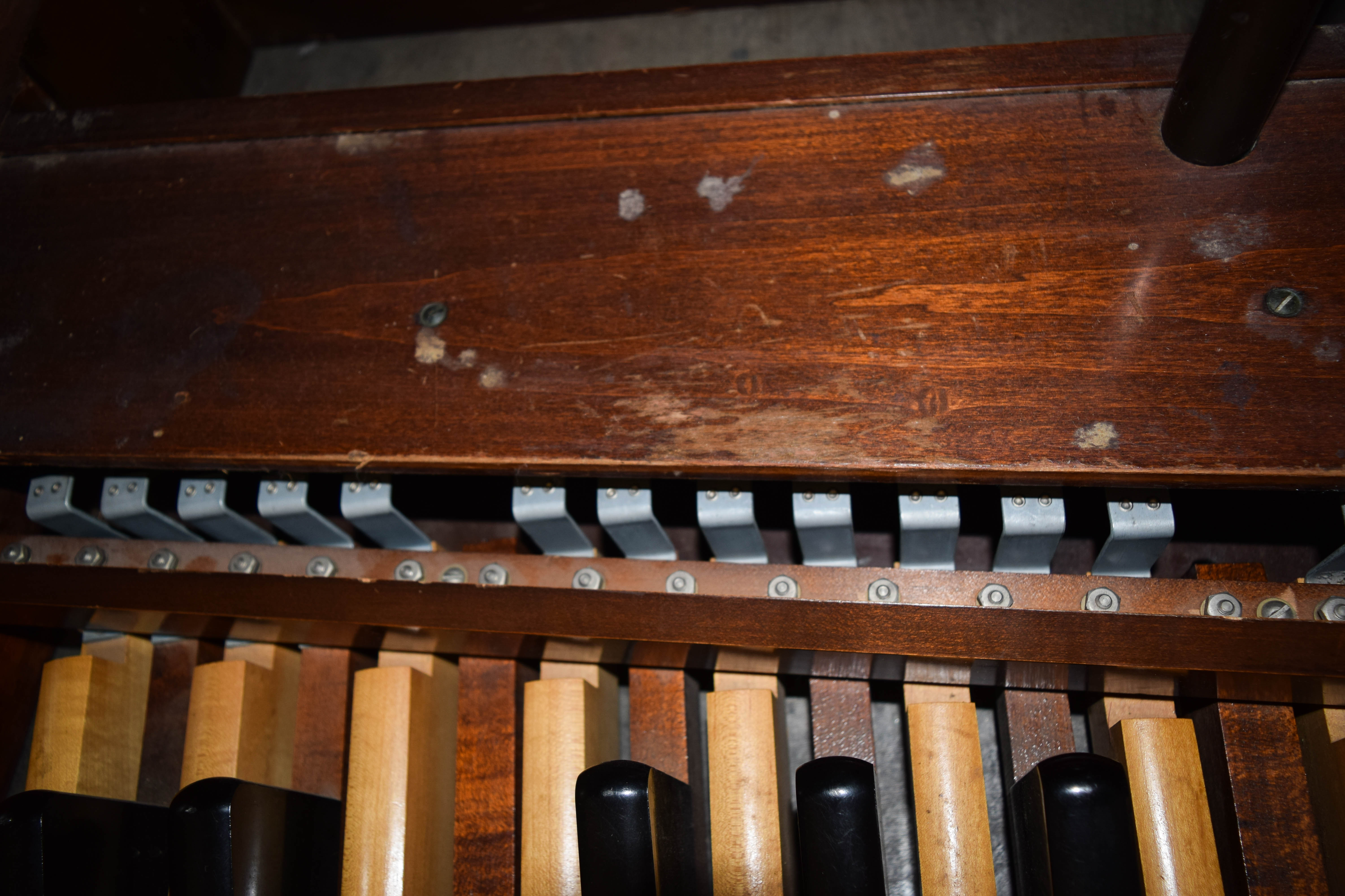 Vintage Hammond C-3 Console Organ