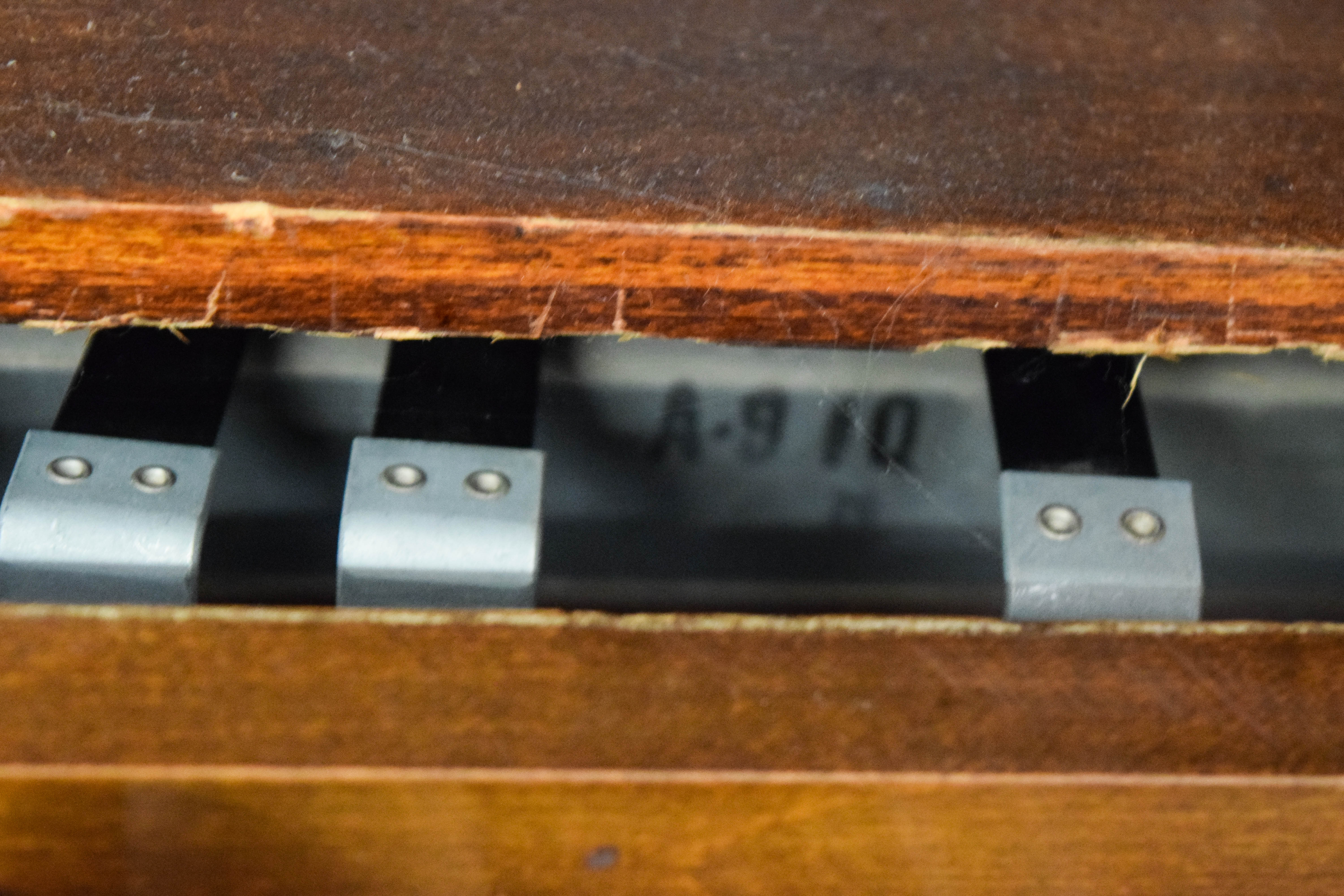 Vintage Hammond C-3 Console Organ