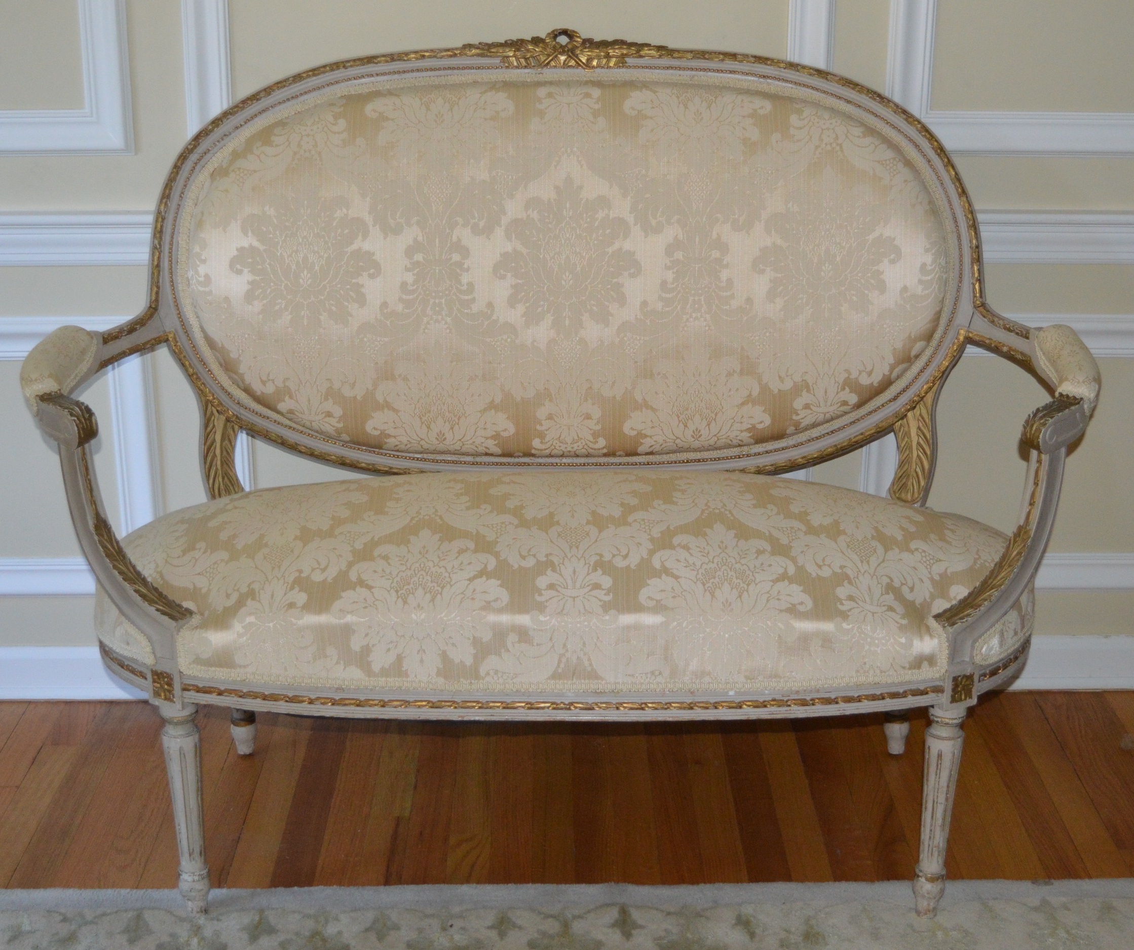 Antique Victorian Settee