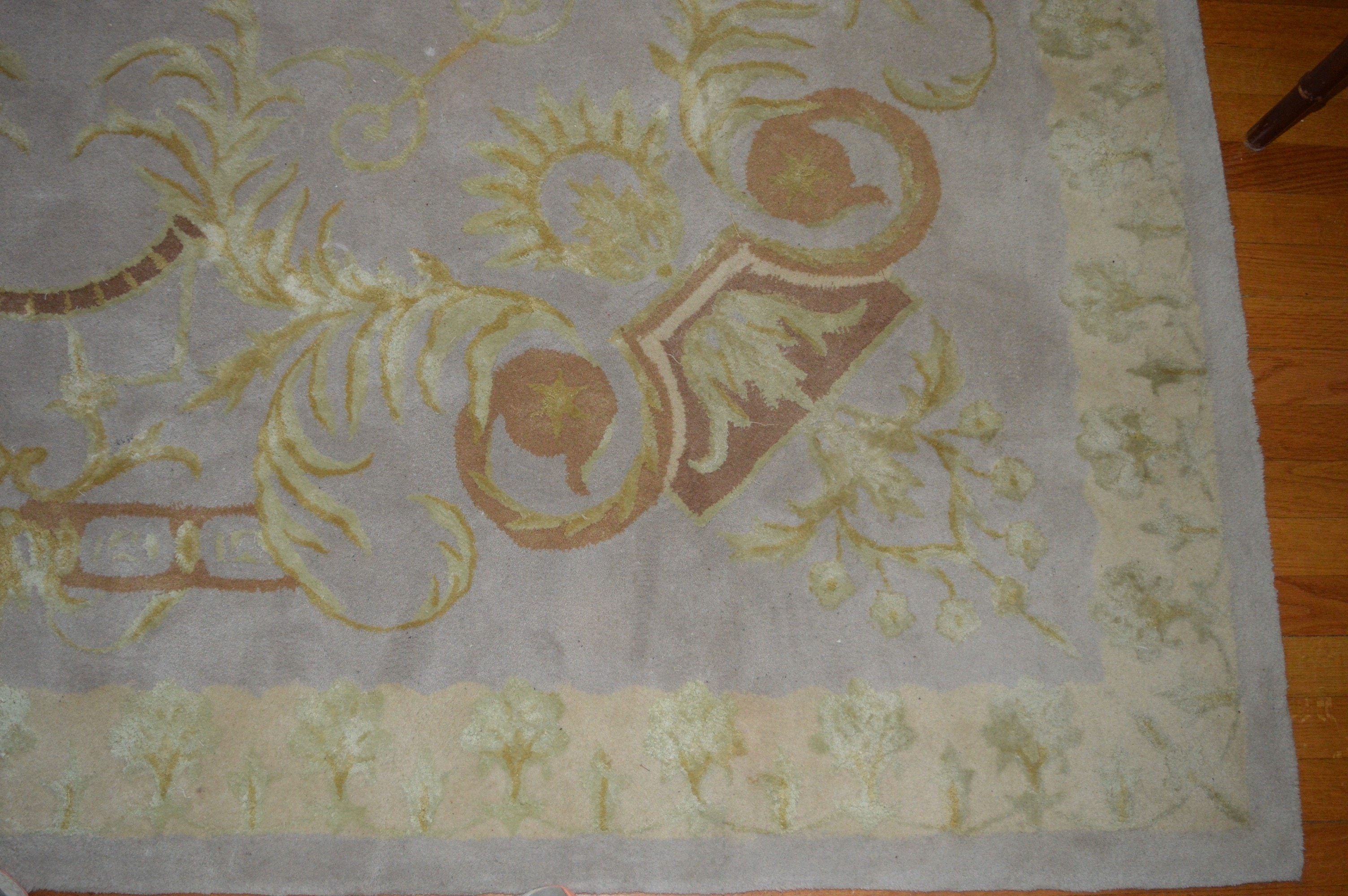 Wool and Silk Hand Tufted Area Rug