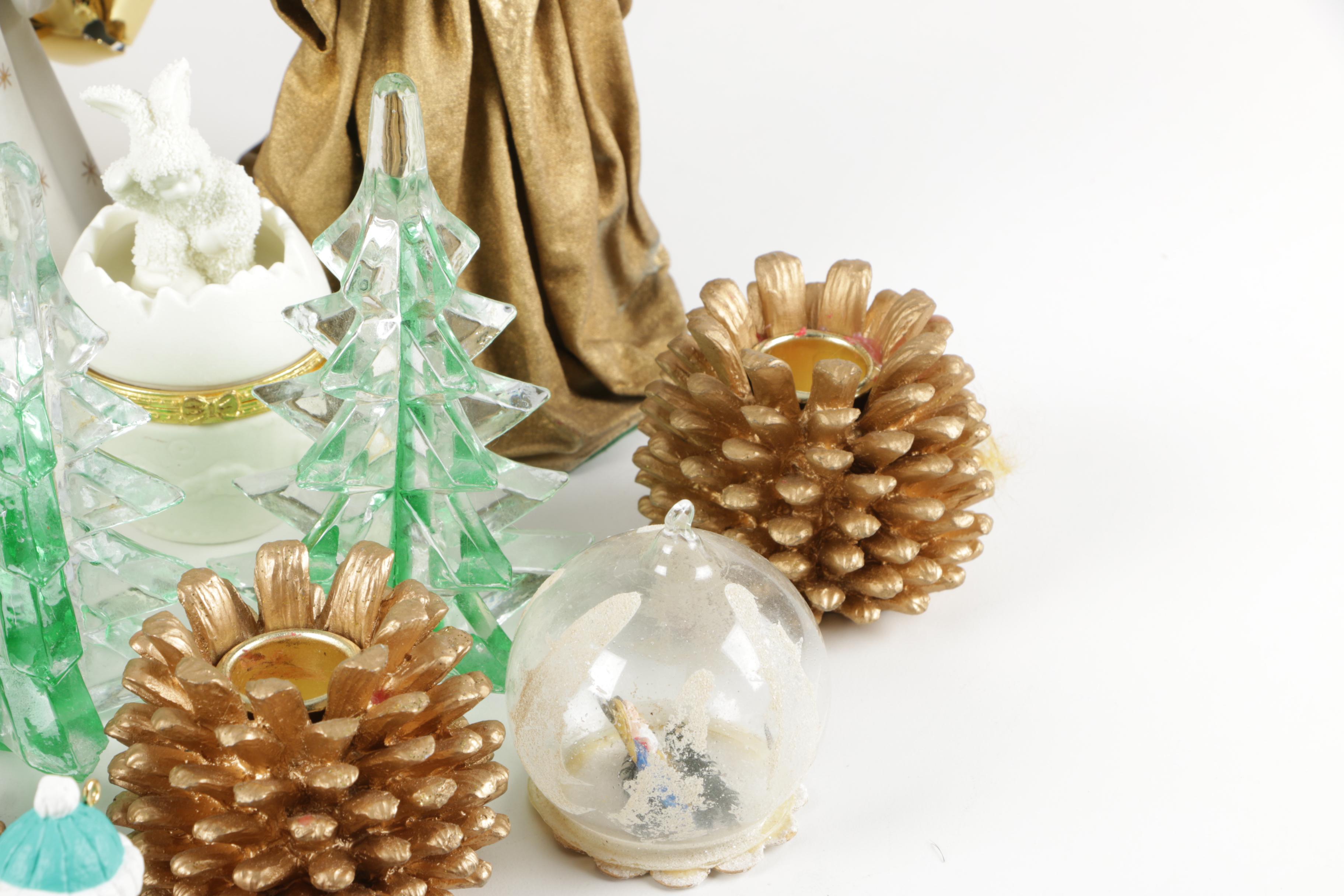 Seasonal Décor with Pinecone Candleholders
