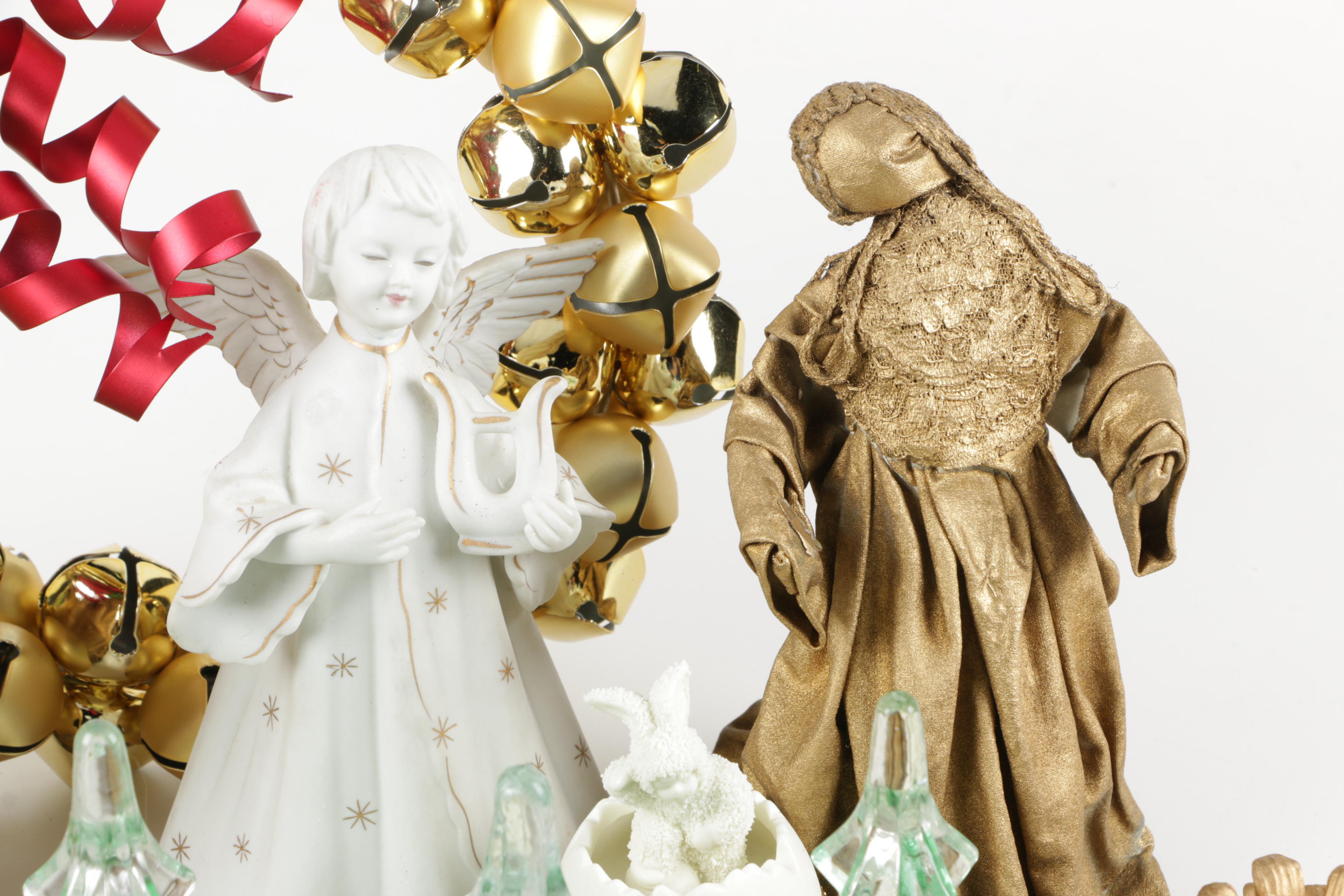 Seasonal Décor with Pinecone Candleholders