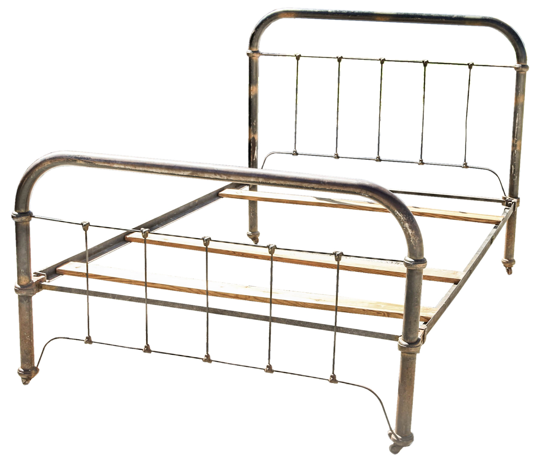 Vintage Wrought Iron Full Size Bed