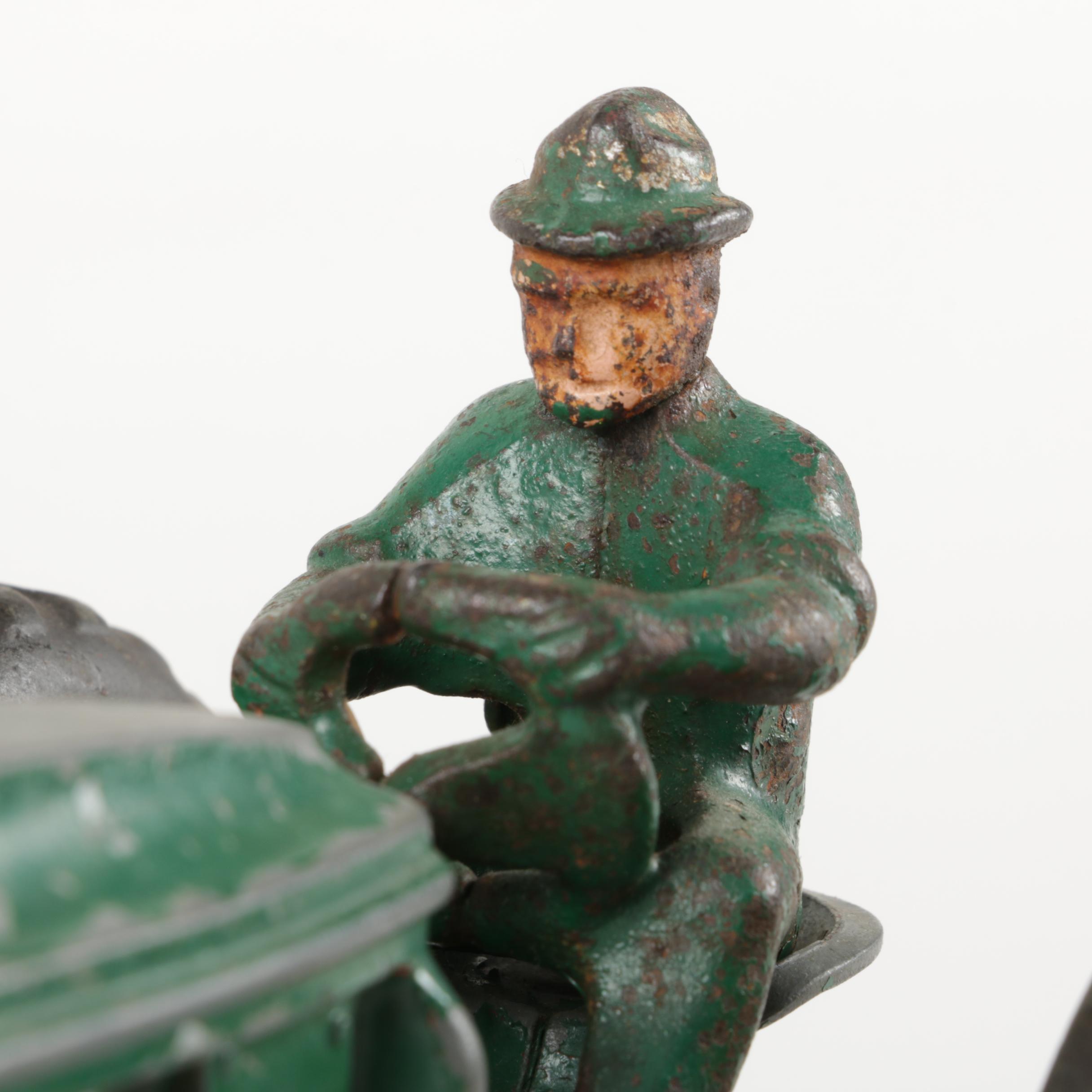 Vintage Hubley Metal Toy Tractor