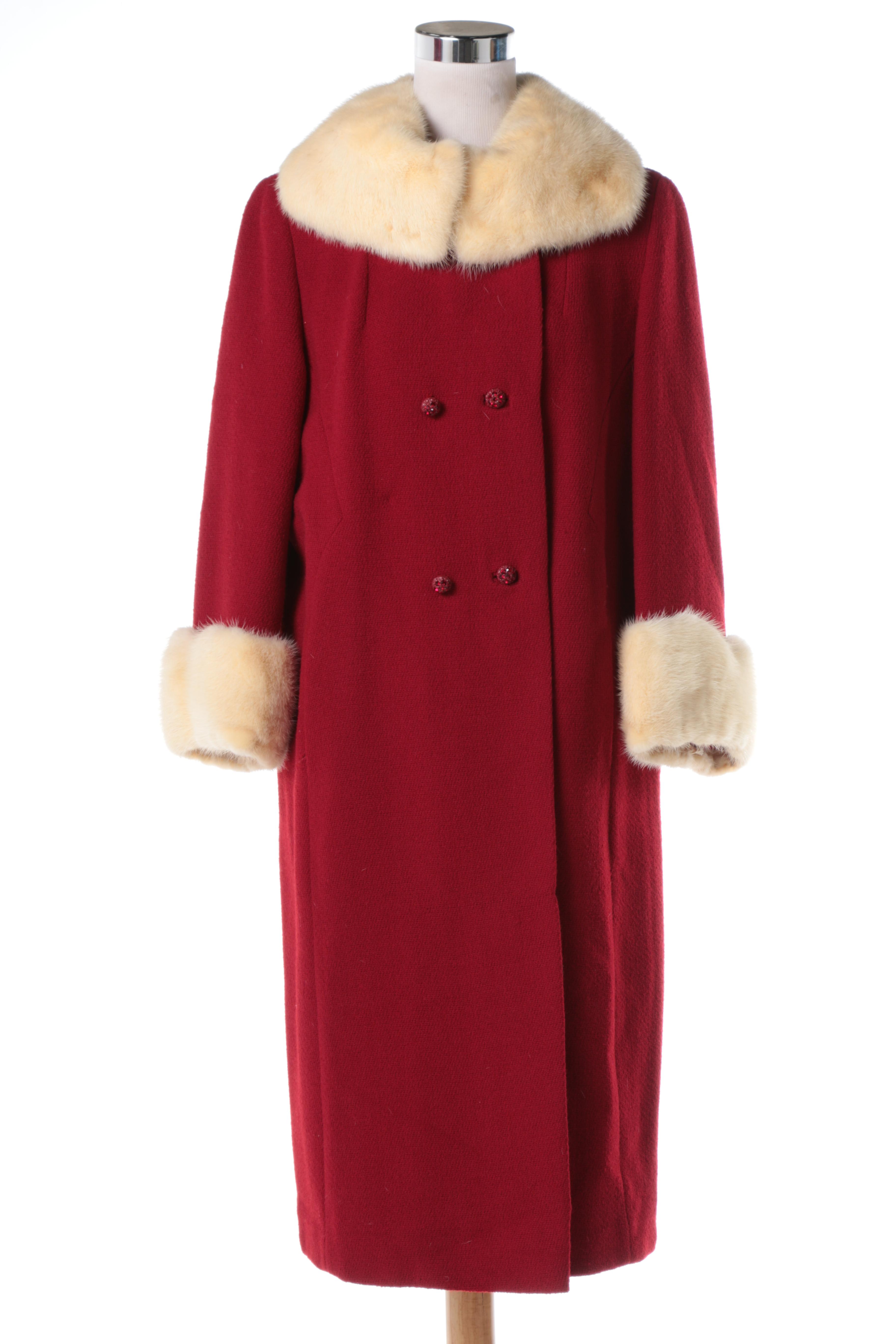 Women's Vintage Coats with Fur Collars