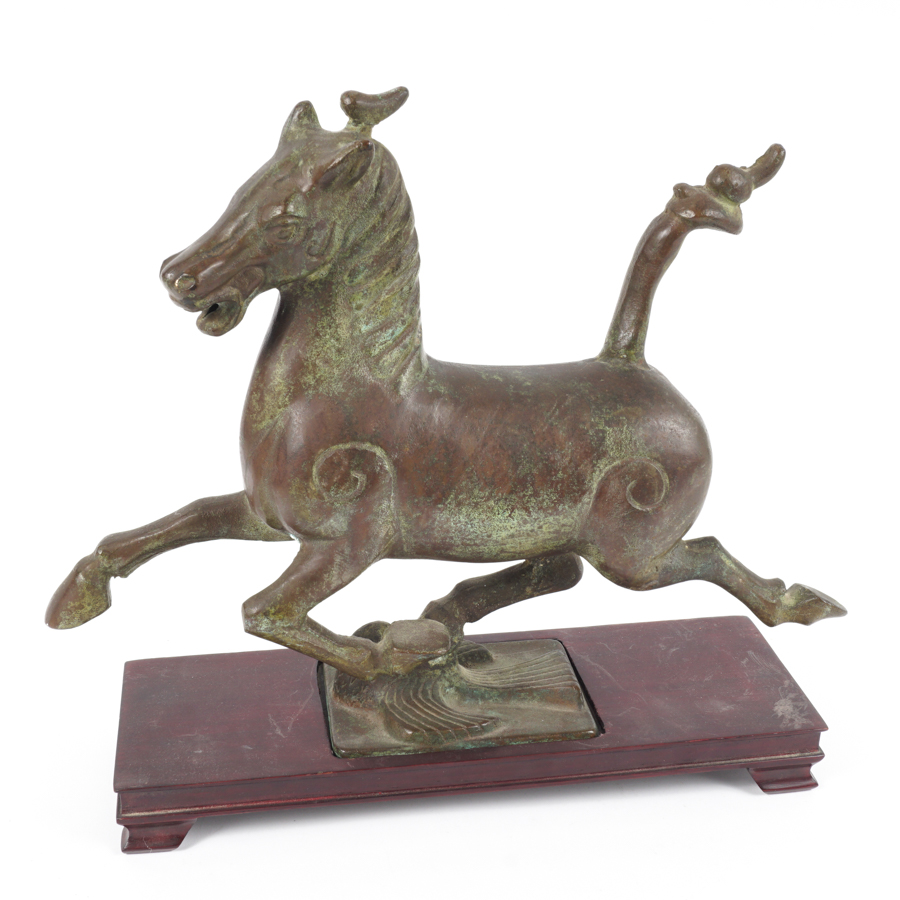 Chinese Bronze Replica Gansu Flying Horse