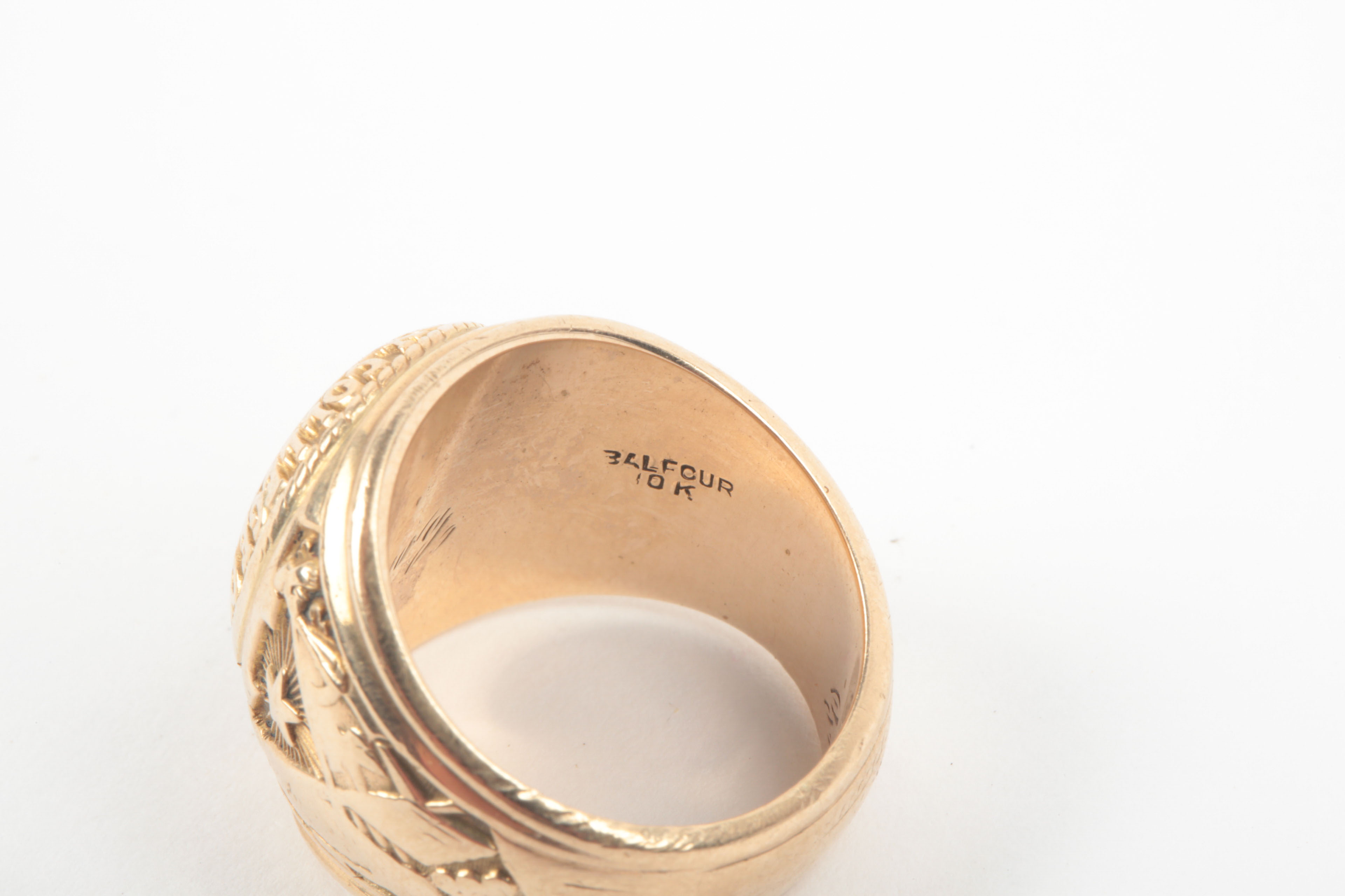 Vintage 10K Yellow Gold Military College Class Ring
