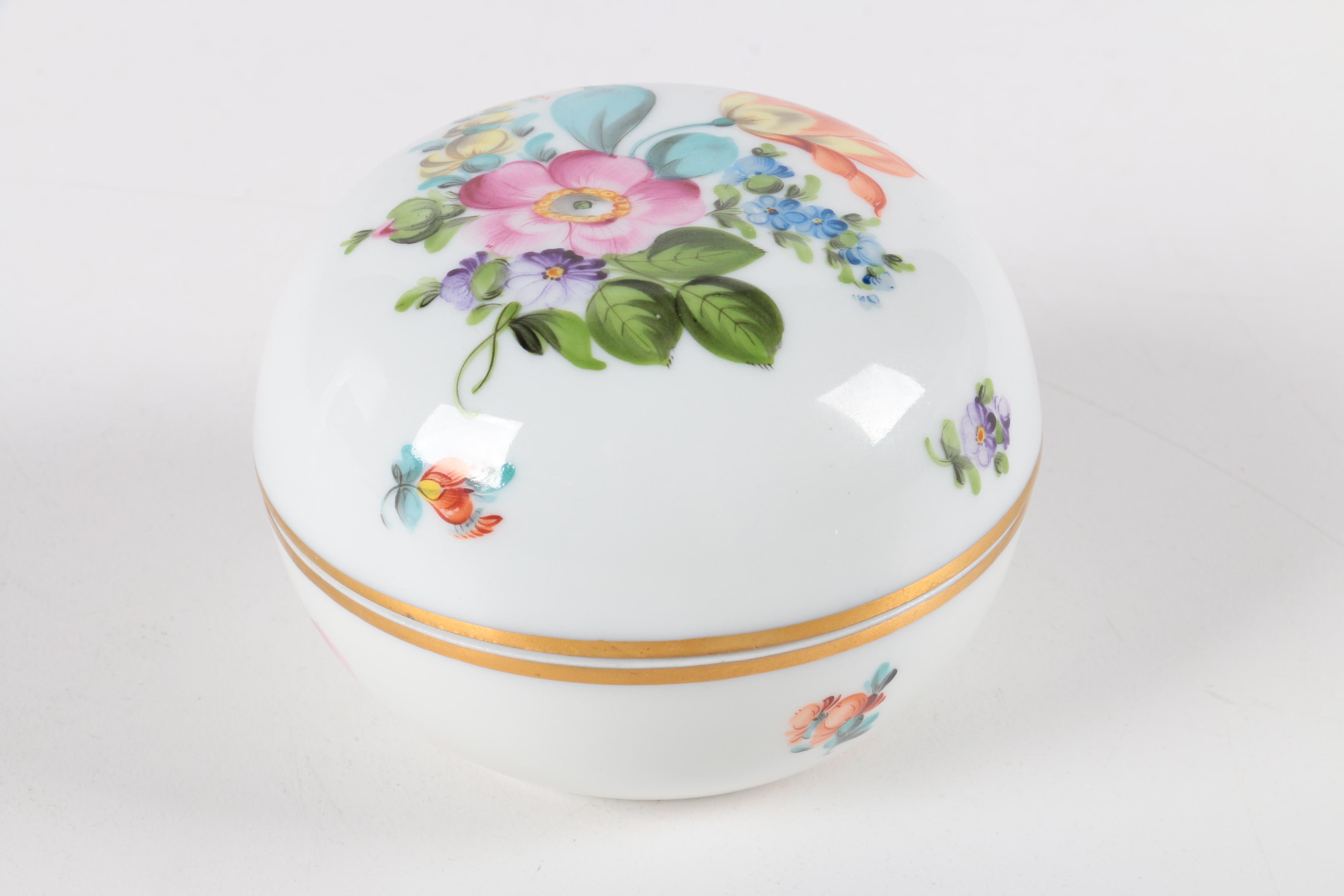 Herend Hungary "Saxonian Bouquet" Porcelain Trinket Box