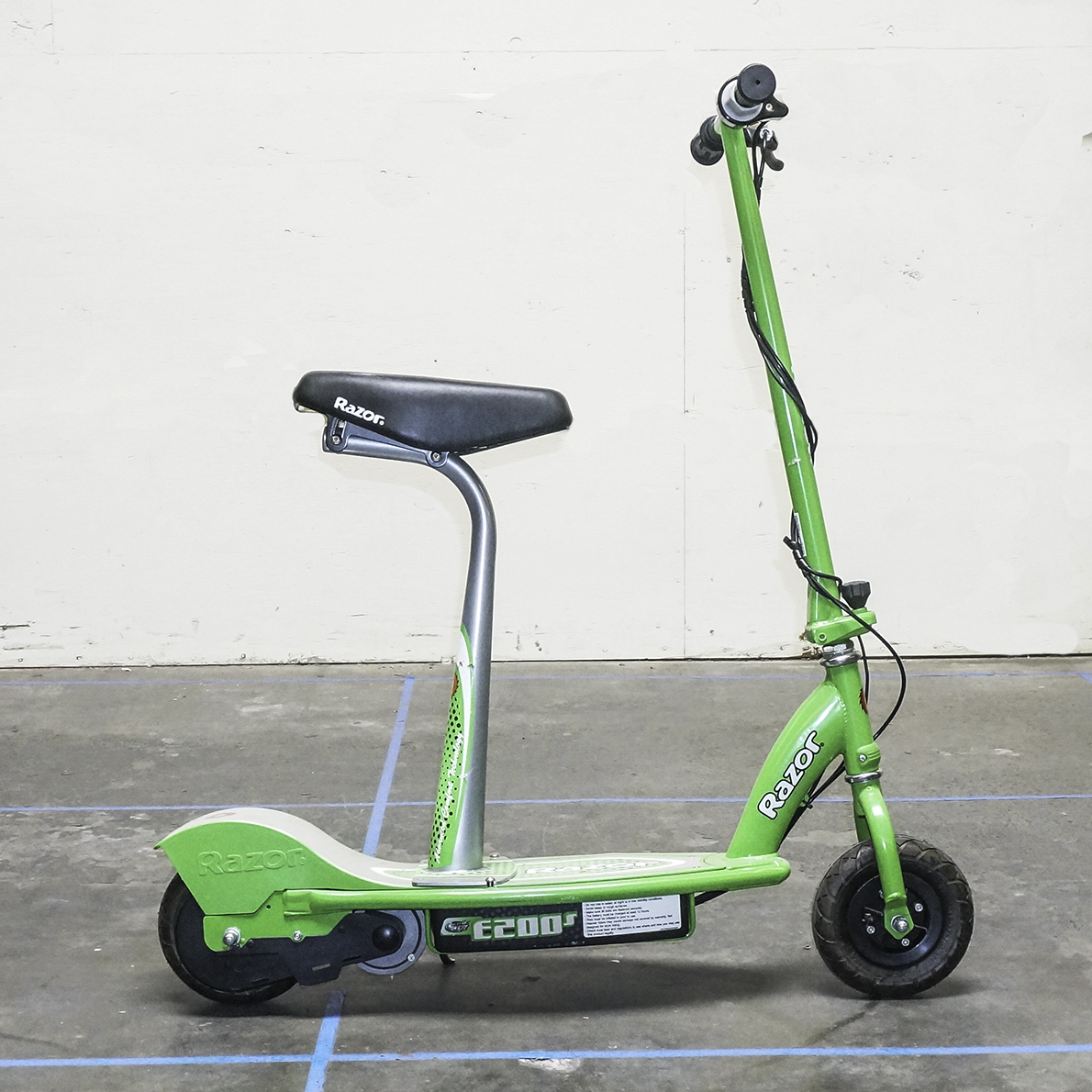 Razor E200S Seated Electric Scooter