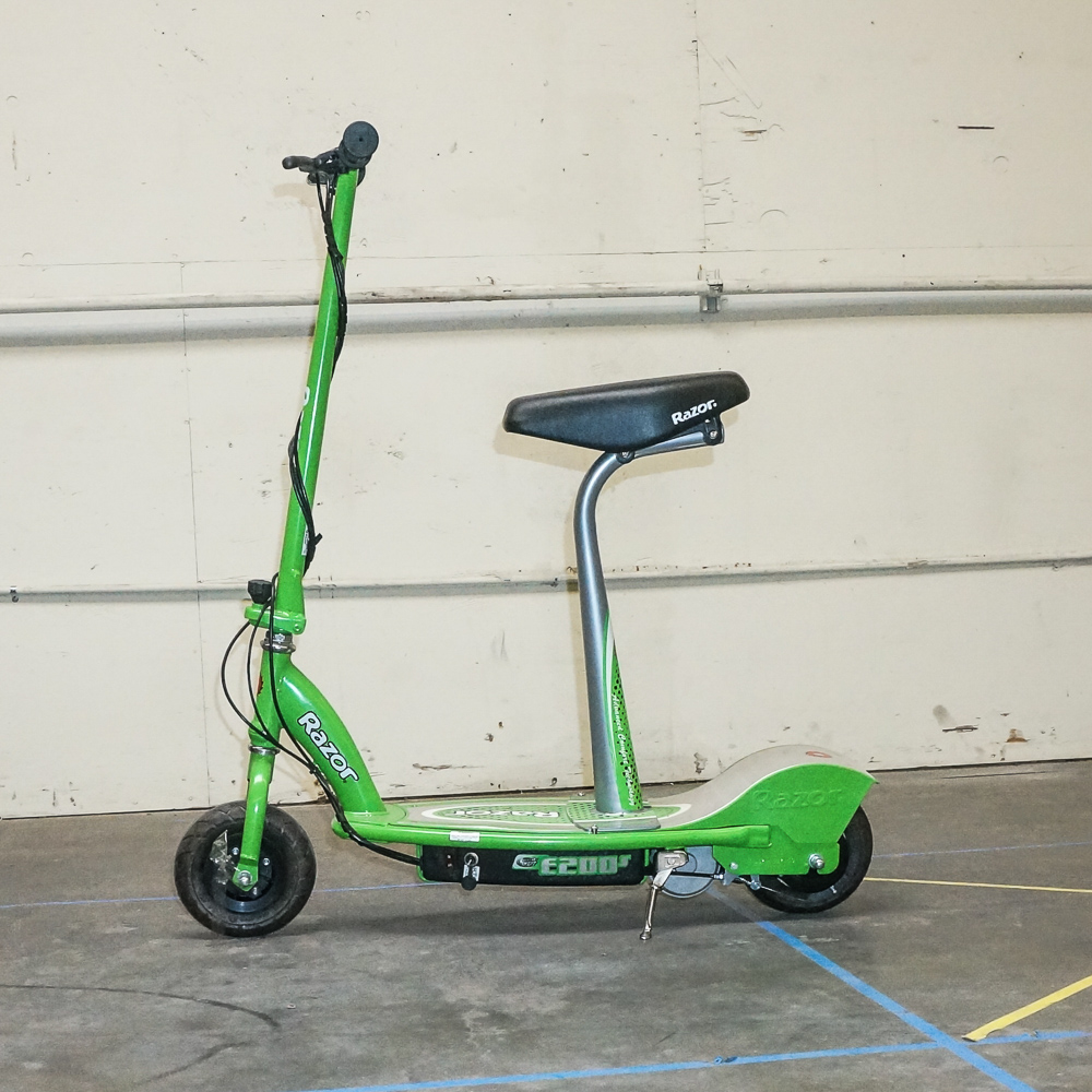 Razor E200S Seated Electric Scooter
