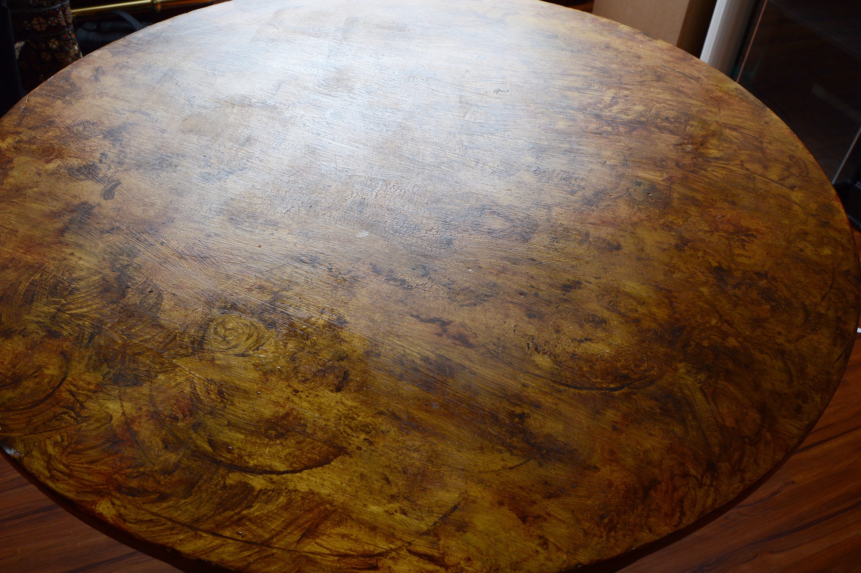 Round Dining Table with Pedestal Base
