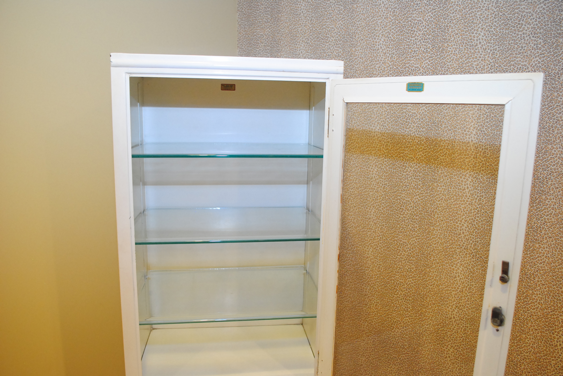 Vintage Shampaine Company Physician's Medicine Cabinet