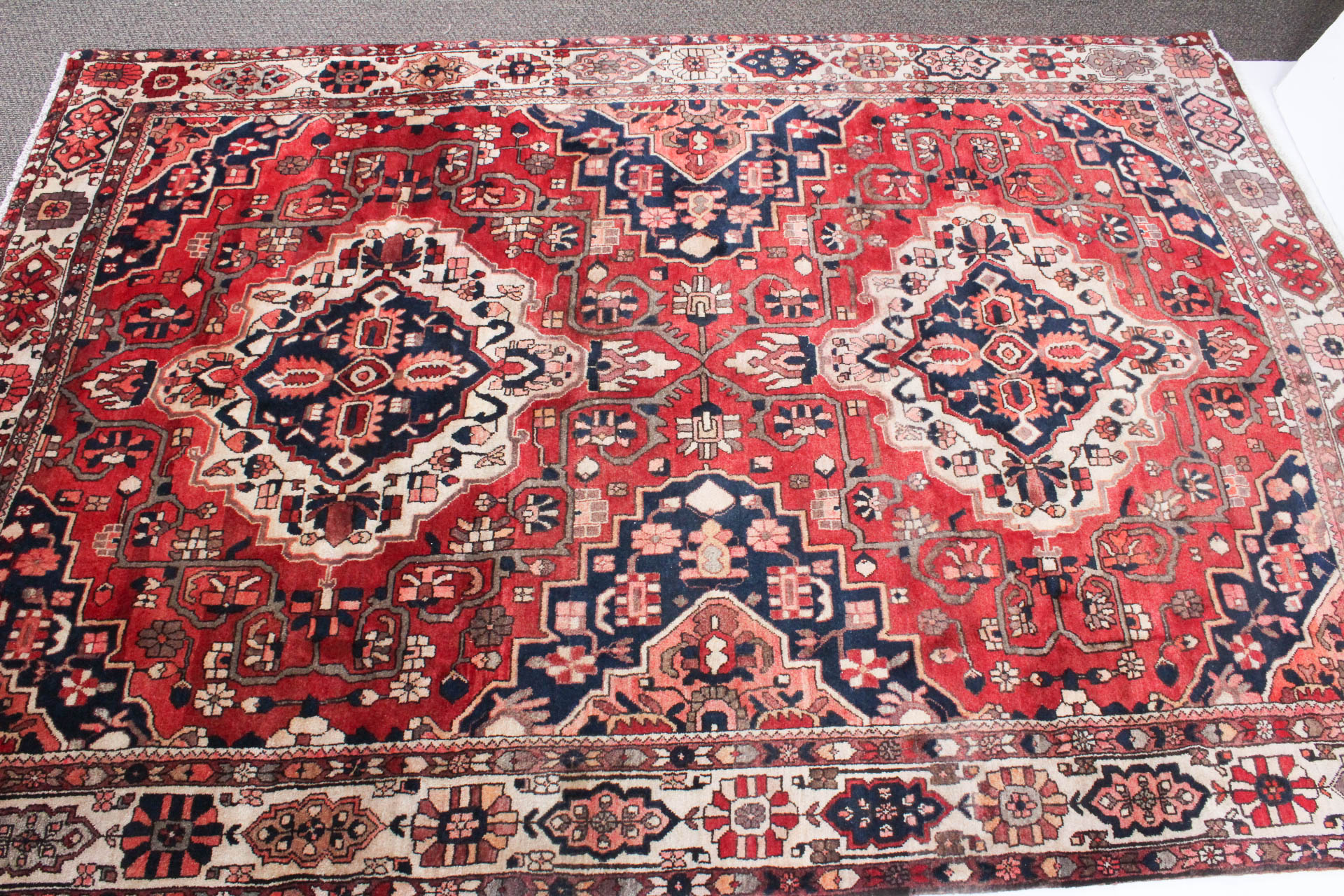 7' x 11' Hand-Knotted Persian Chahar Mahal Bakhtiari Room-Size Rug