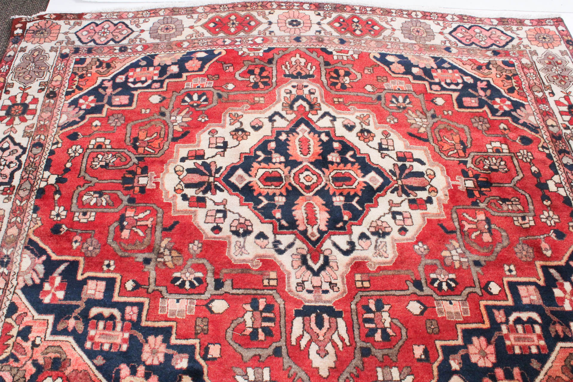 7' x 11' Hand-Knotted Persian Chahar Mahal Bakhtiari Room-Size Rug