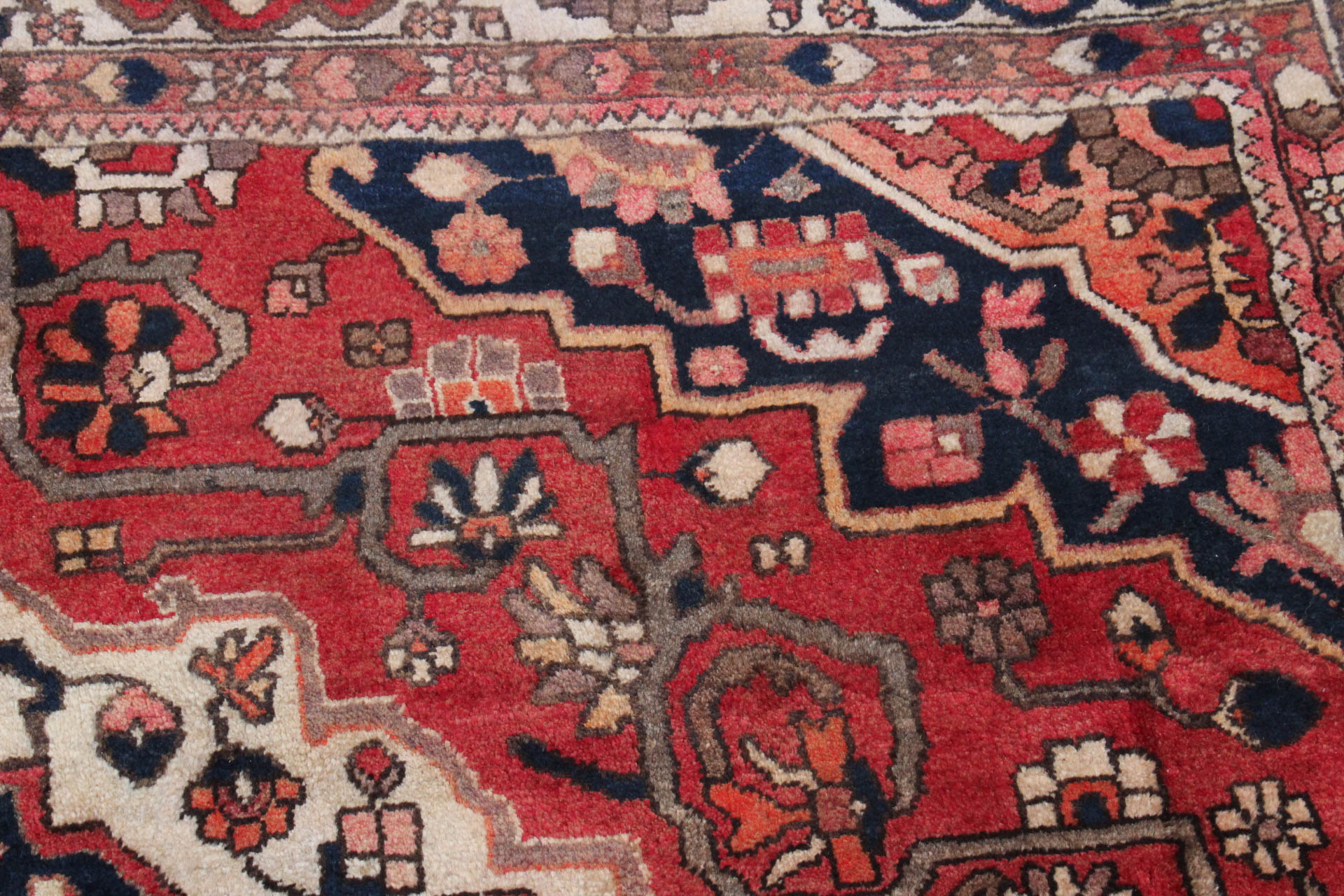 7' x 11' Hand-Knotted Persian Chahar Mahal Bakhtiari Room-Size Rug