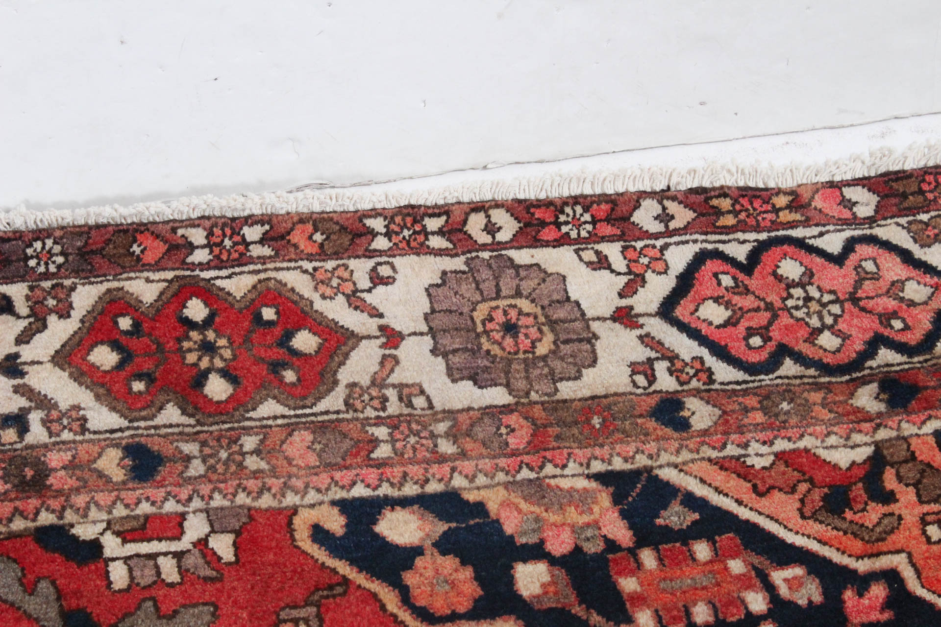 7' x 11' Hand-Knotted Persian Chahar Mahal Bakhtiari Room-Size Rug