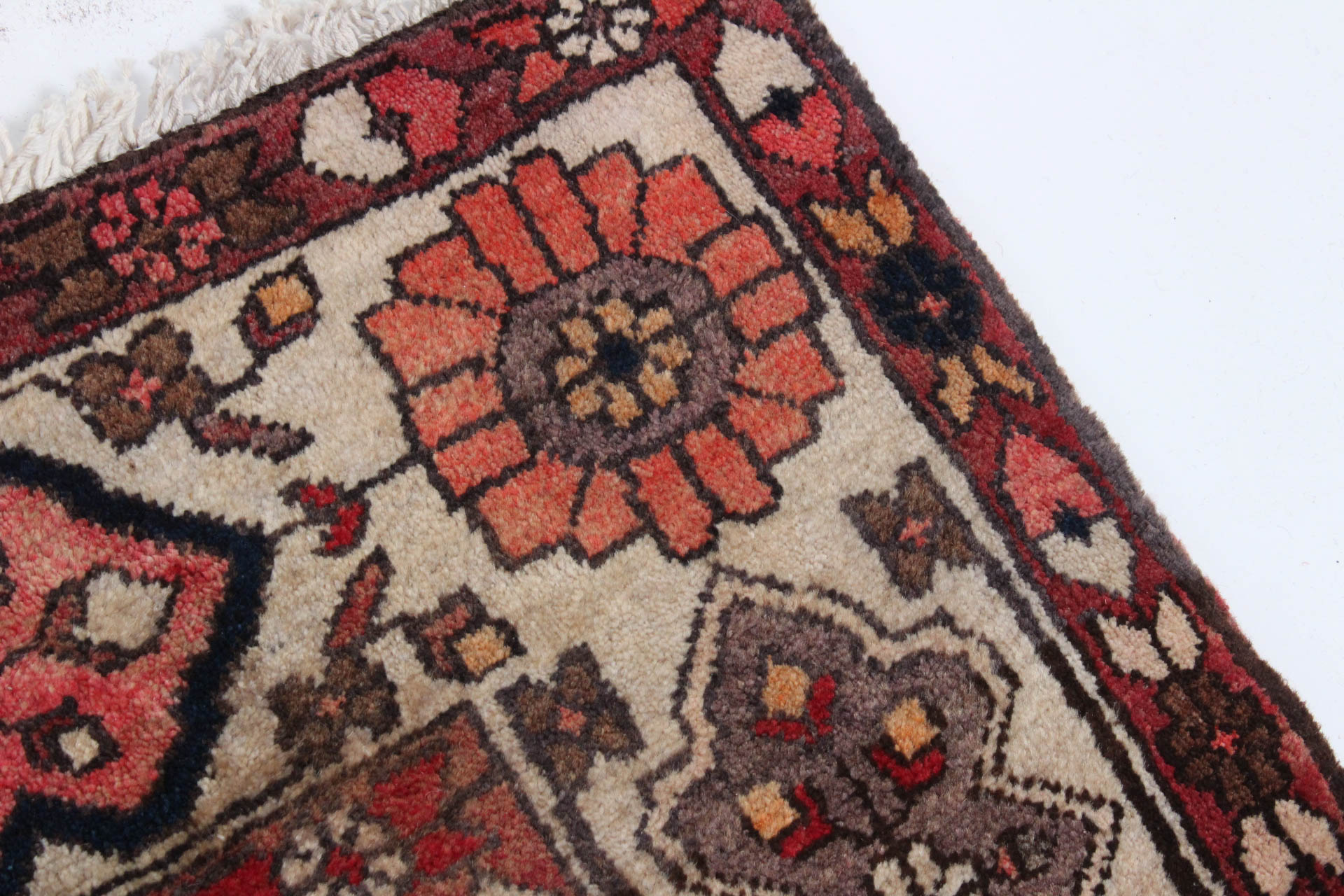 7' x 11' Hand-Knotted Persian Chahar Mahal Bakhtiari Room-Size Rug