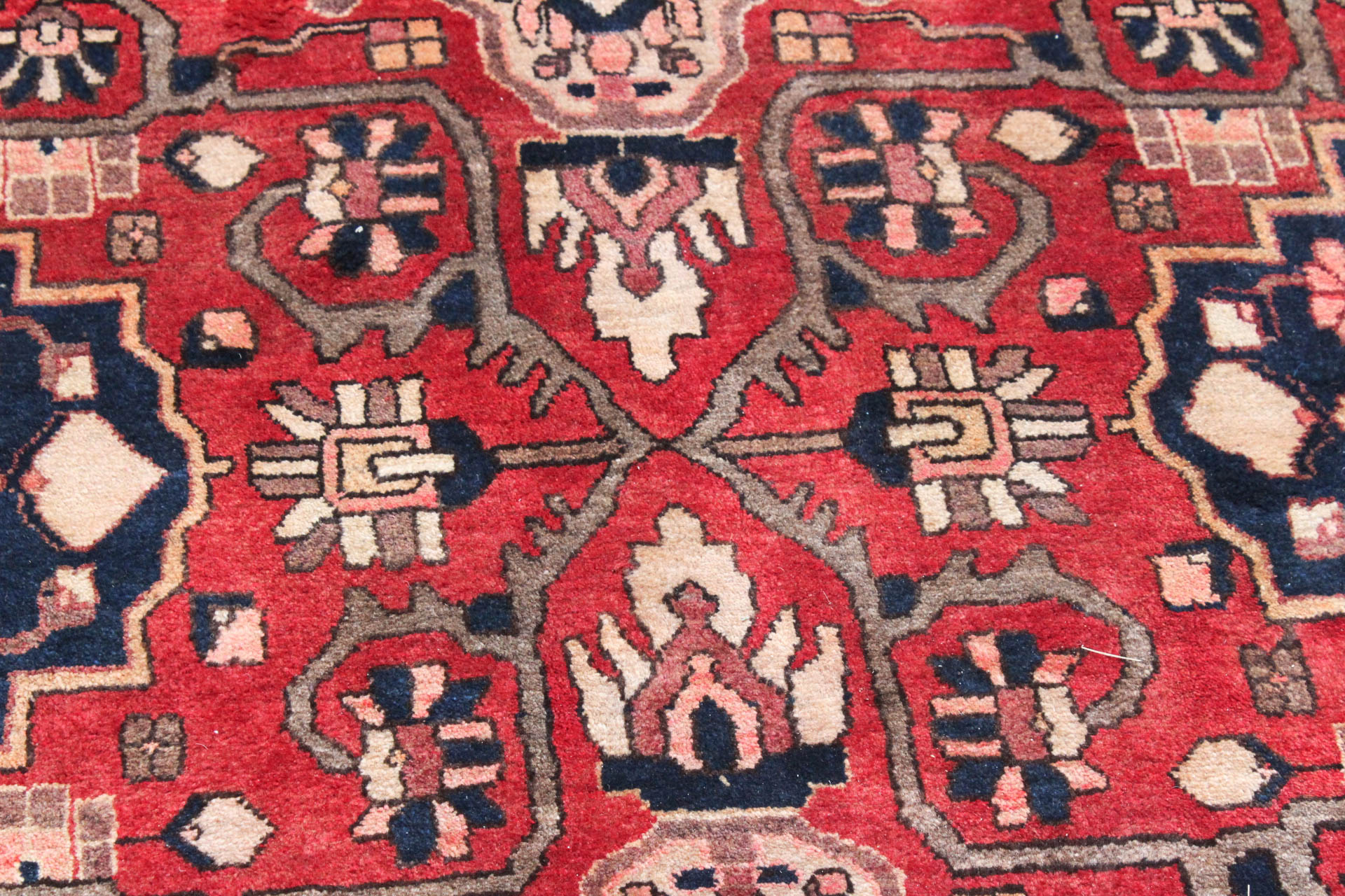 7' x 11' Hand-Knotted Persian Chahar Mahal Bakhtiari Room-Size Rug