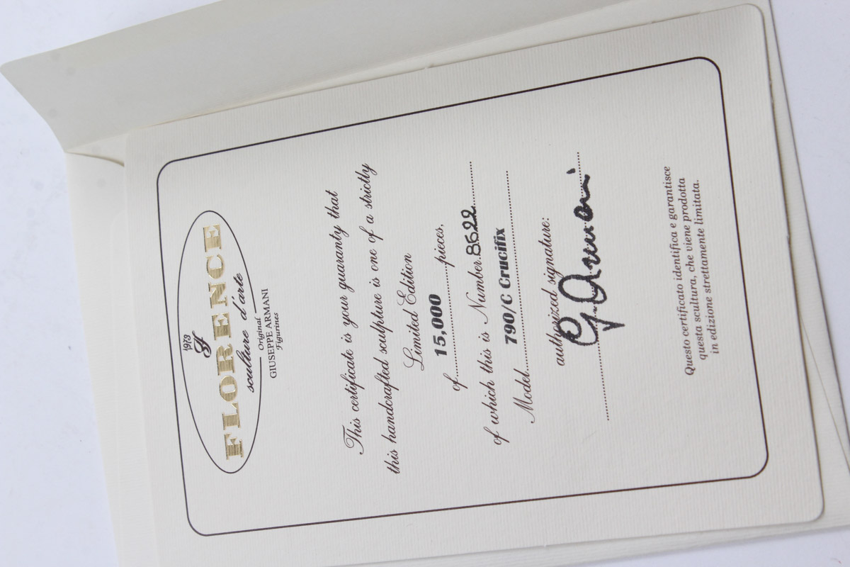 Original Giuseppe Armani Crucifix Figurine