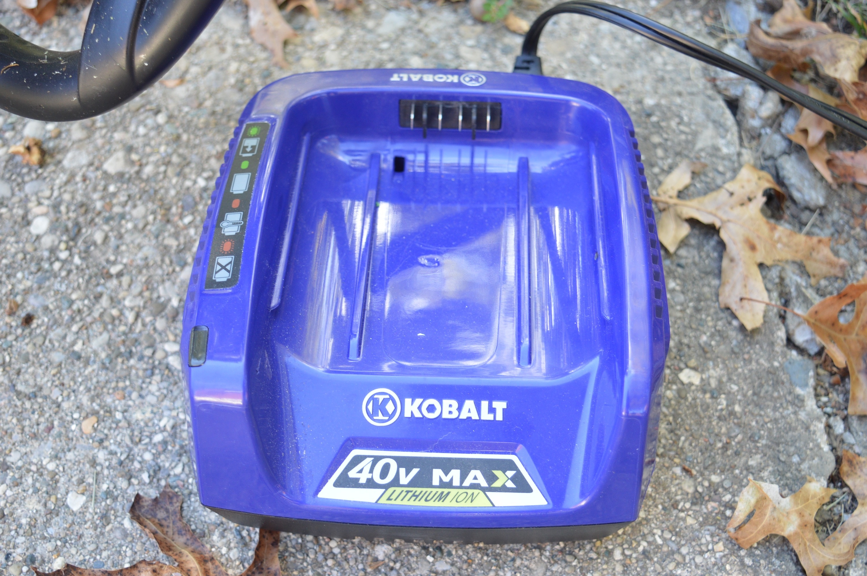 Kobalt 40V Max Lithium Ion Battery String Trimmer