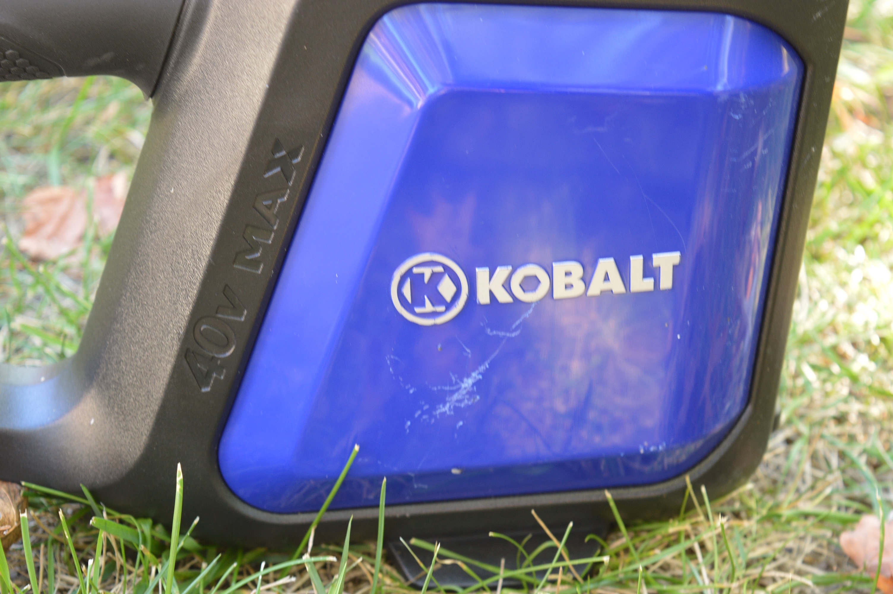 Kobalt 40V Max Lithium Ion Battery String Trimmer