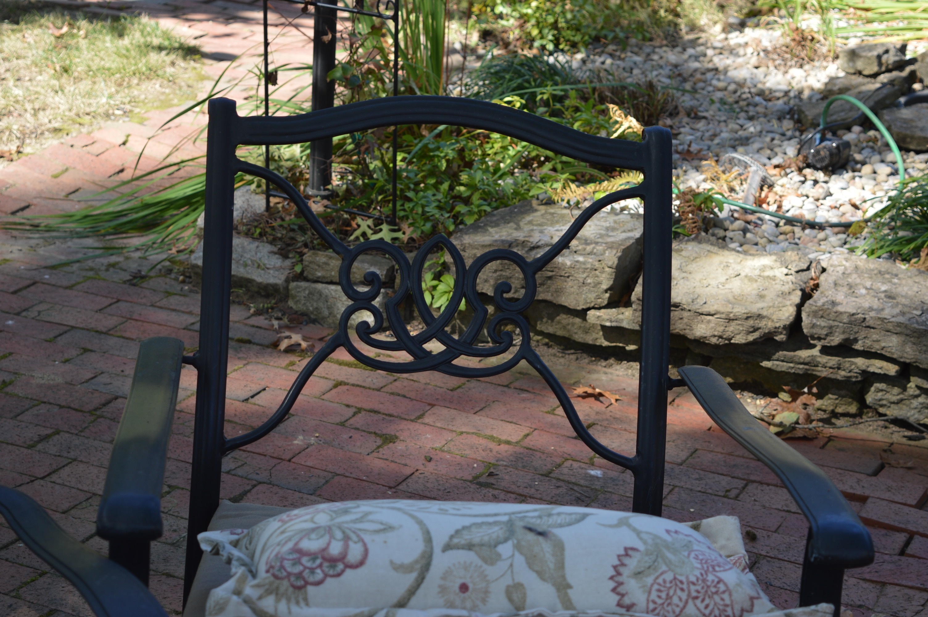 Two Swivel and Two Rocker Patio Chairs with Smith & Hawken Cushions