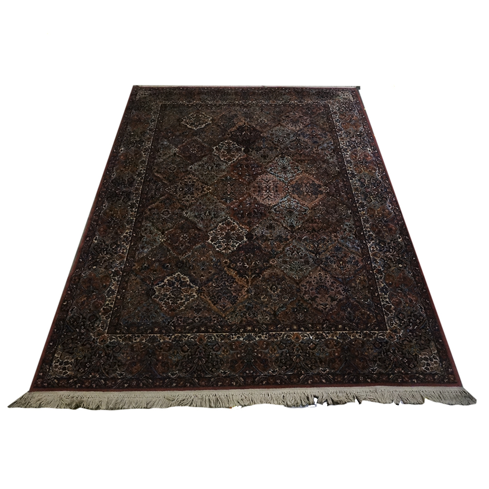 Machine Made Persian Style Wool Area Rug