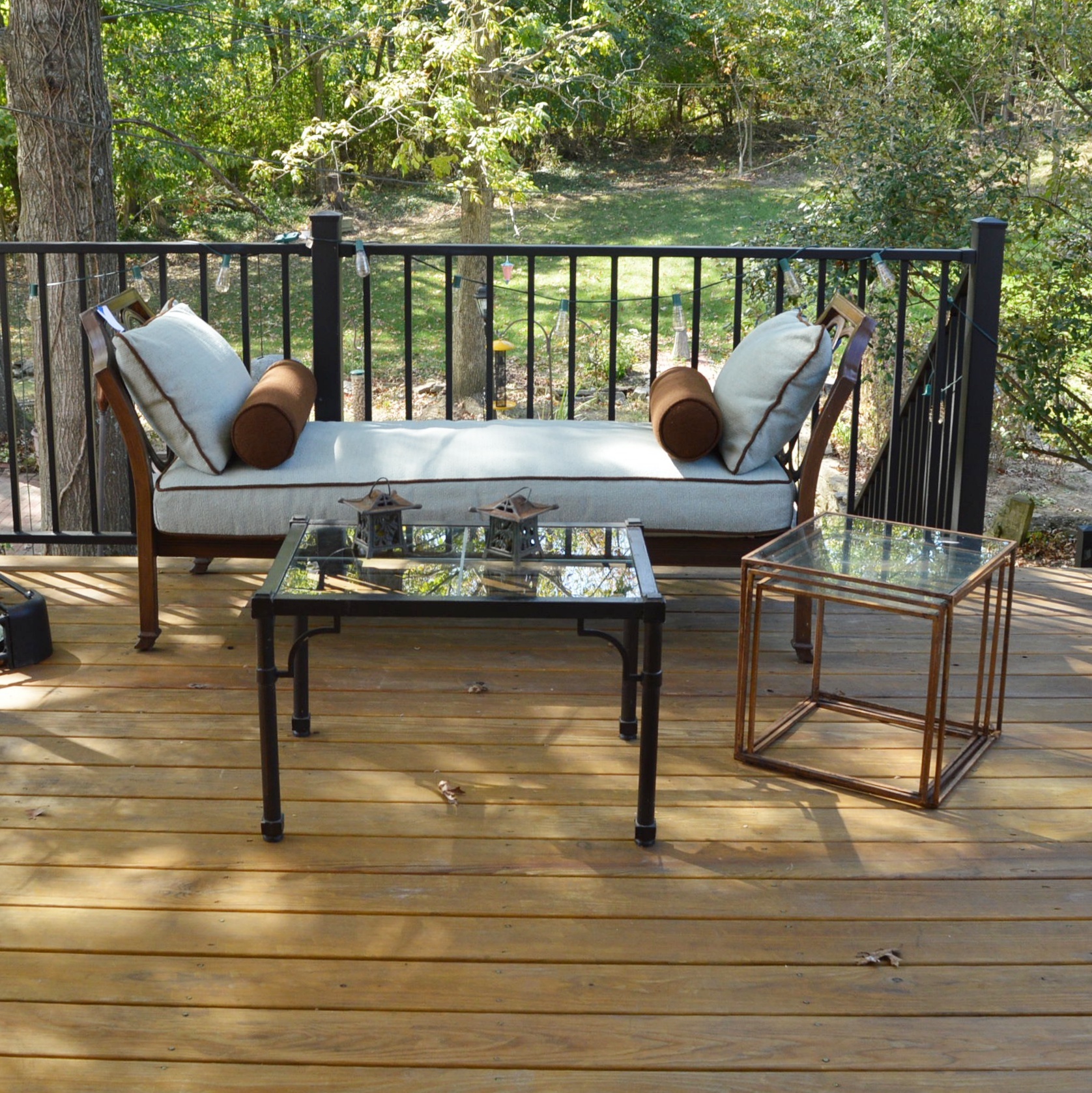 Patio Open Back Settee, Coffee Table and Nesting Tables
