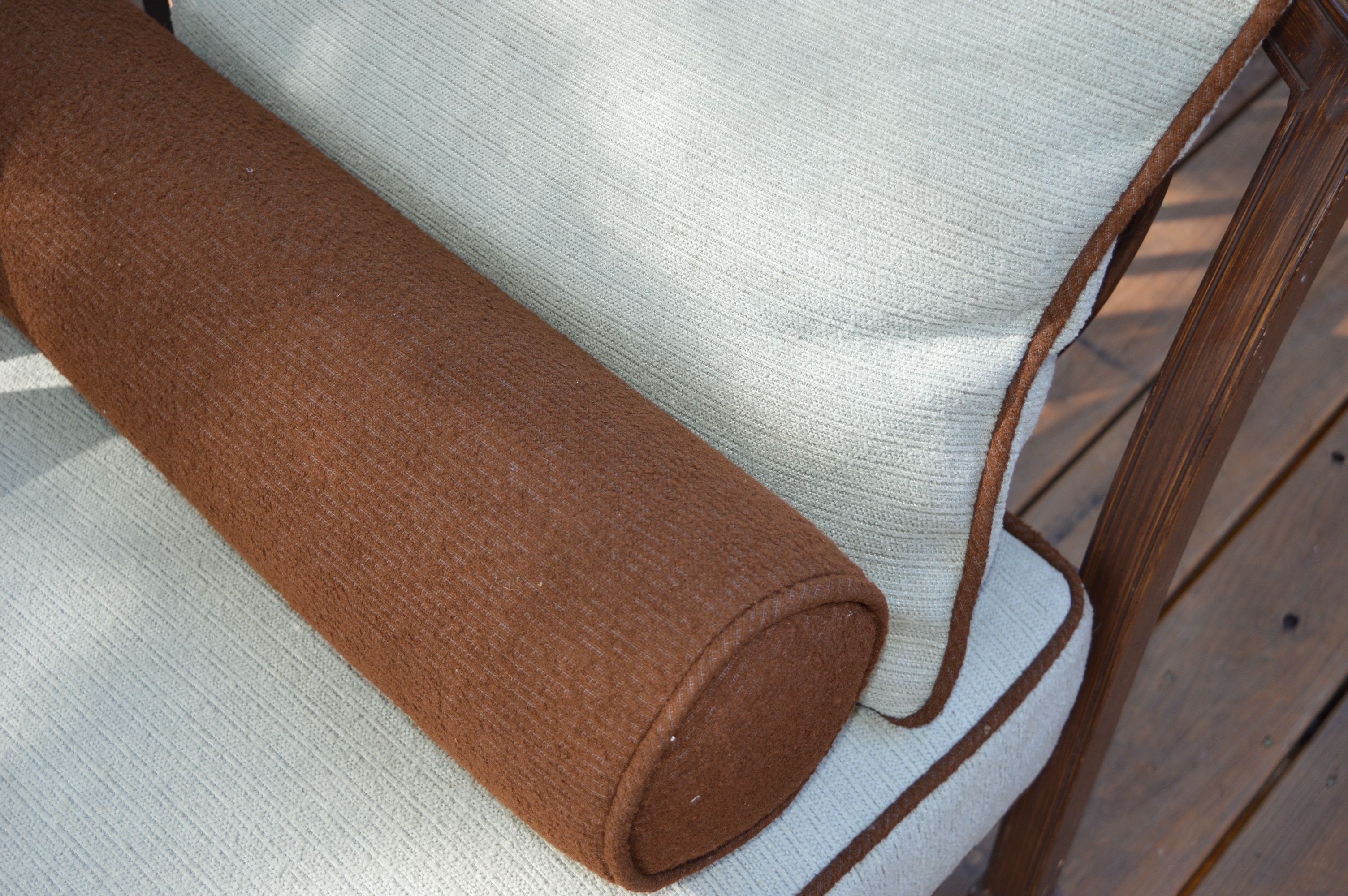 Patio Open Back Settee, Coffee Table and Nesting Tables