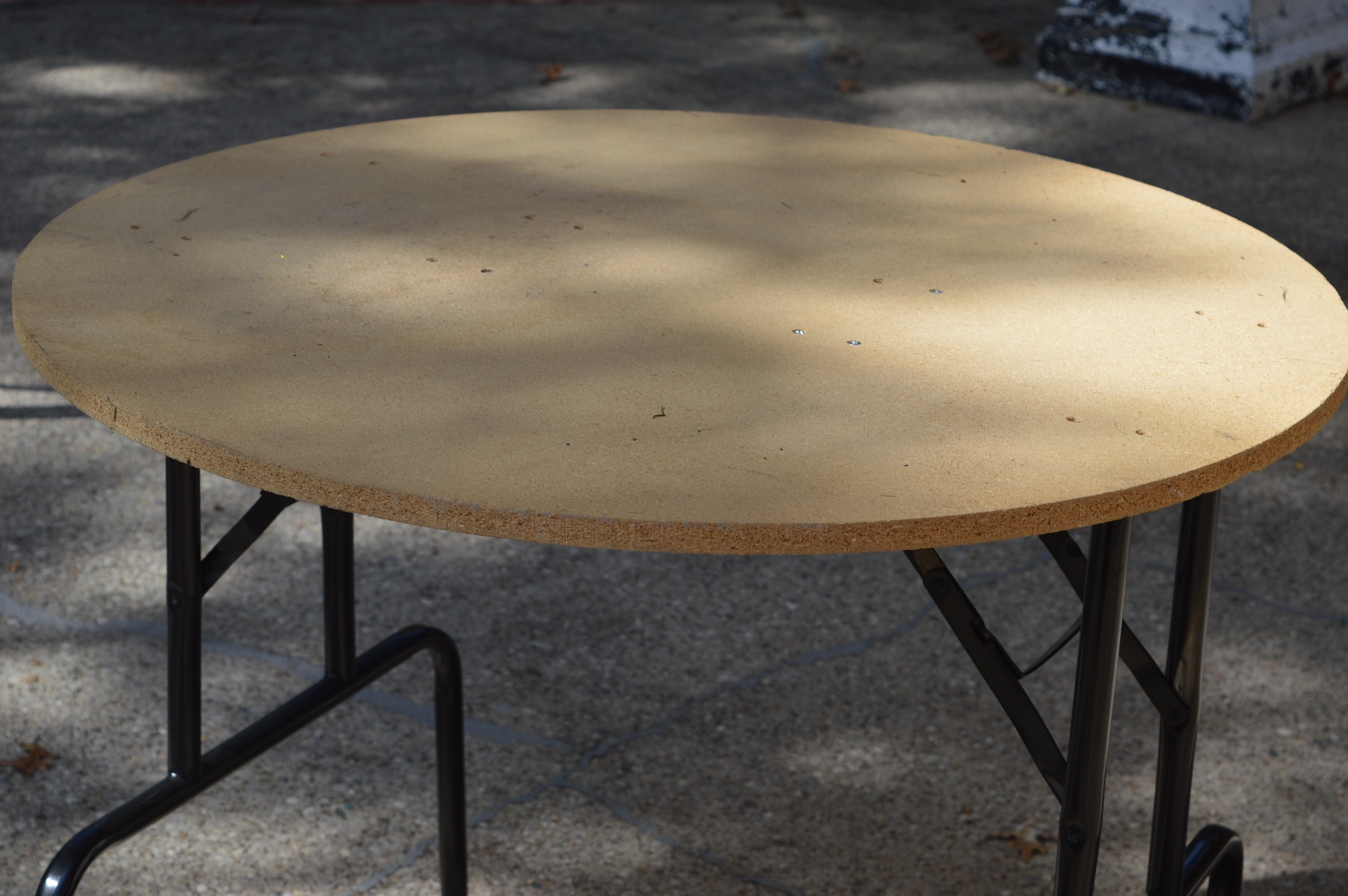 Round Folding Table