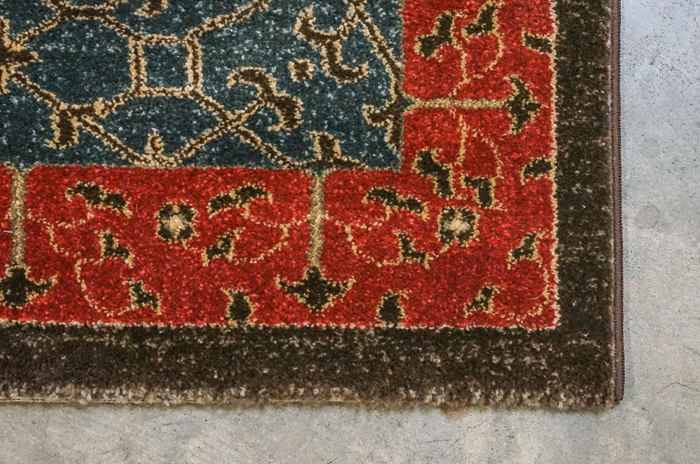 Machine Made Safavieh "Mahal" Area Rug
