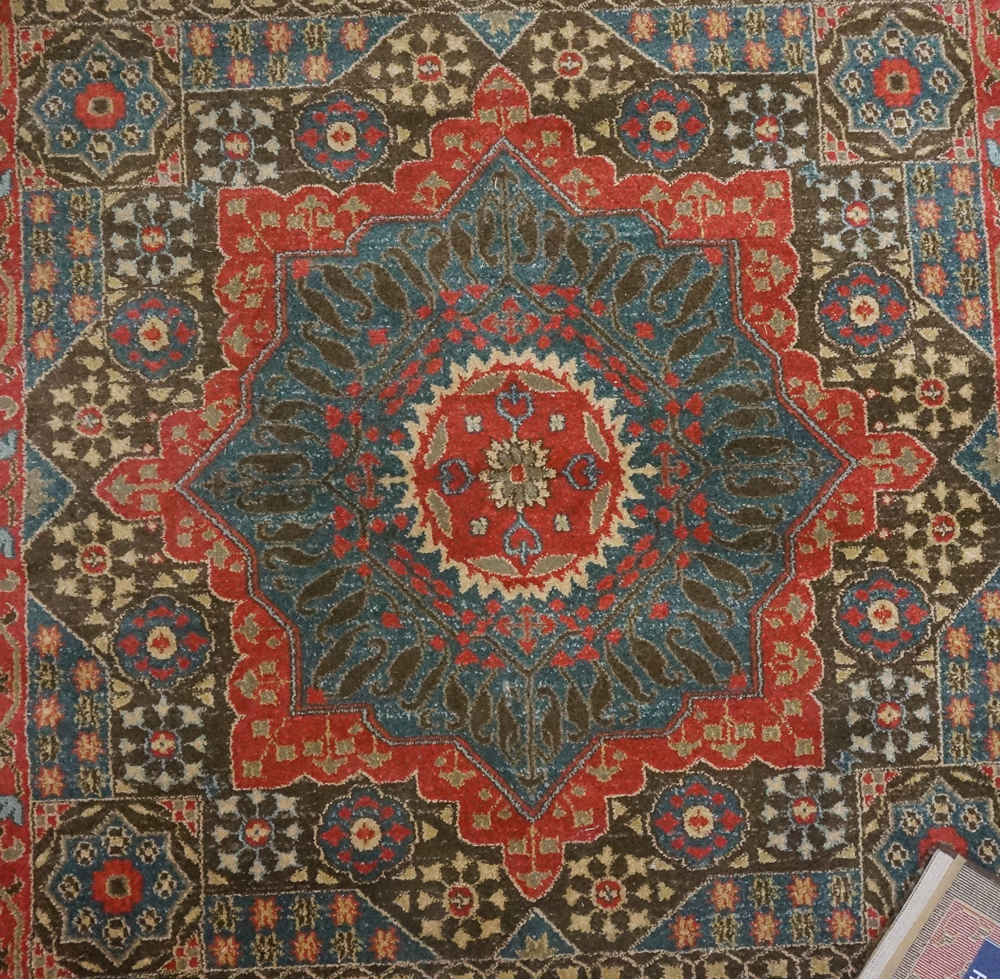 Machine Made Safavieh "Mahal" Area Rug