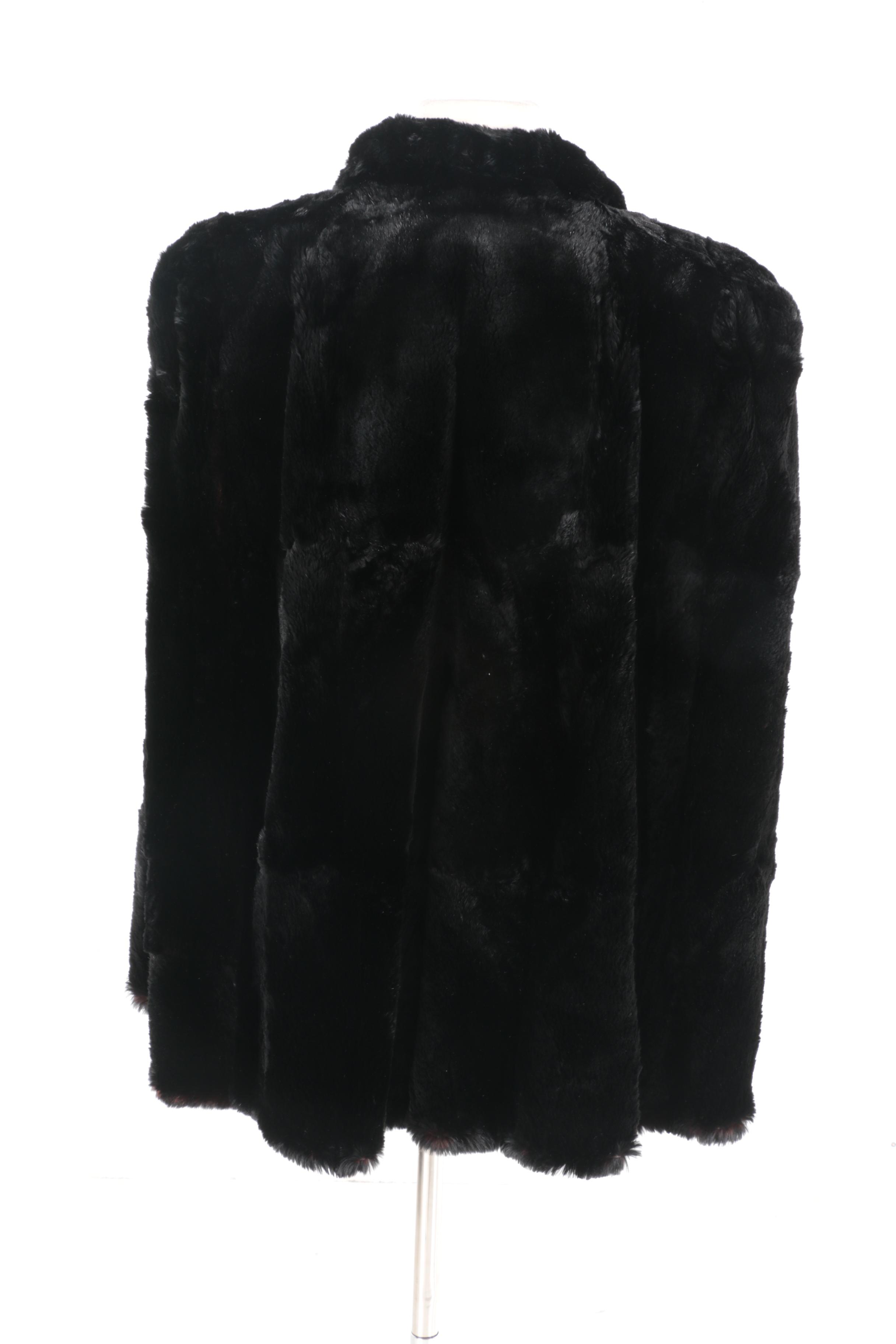 Sheared Dyed Black Beaver Cape