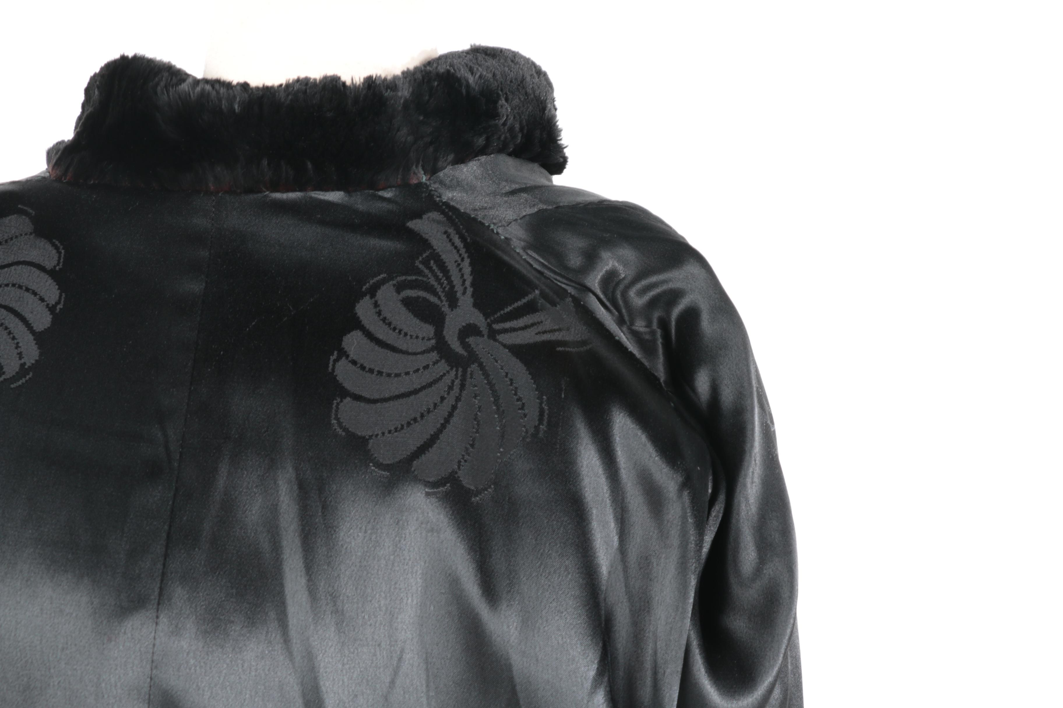 Sheared Dyed Black Beaver Cape