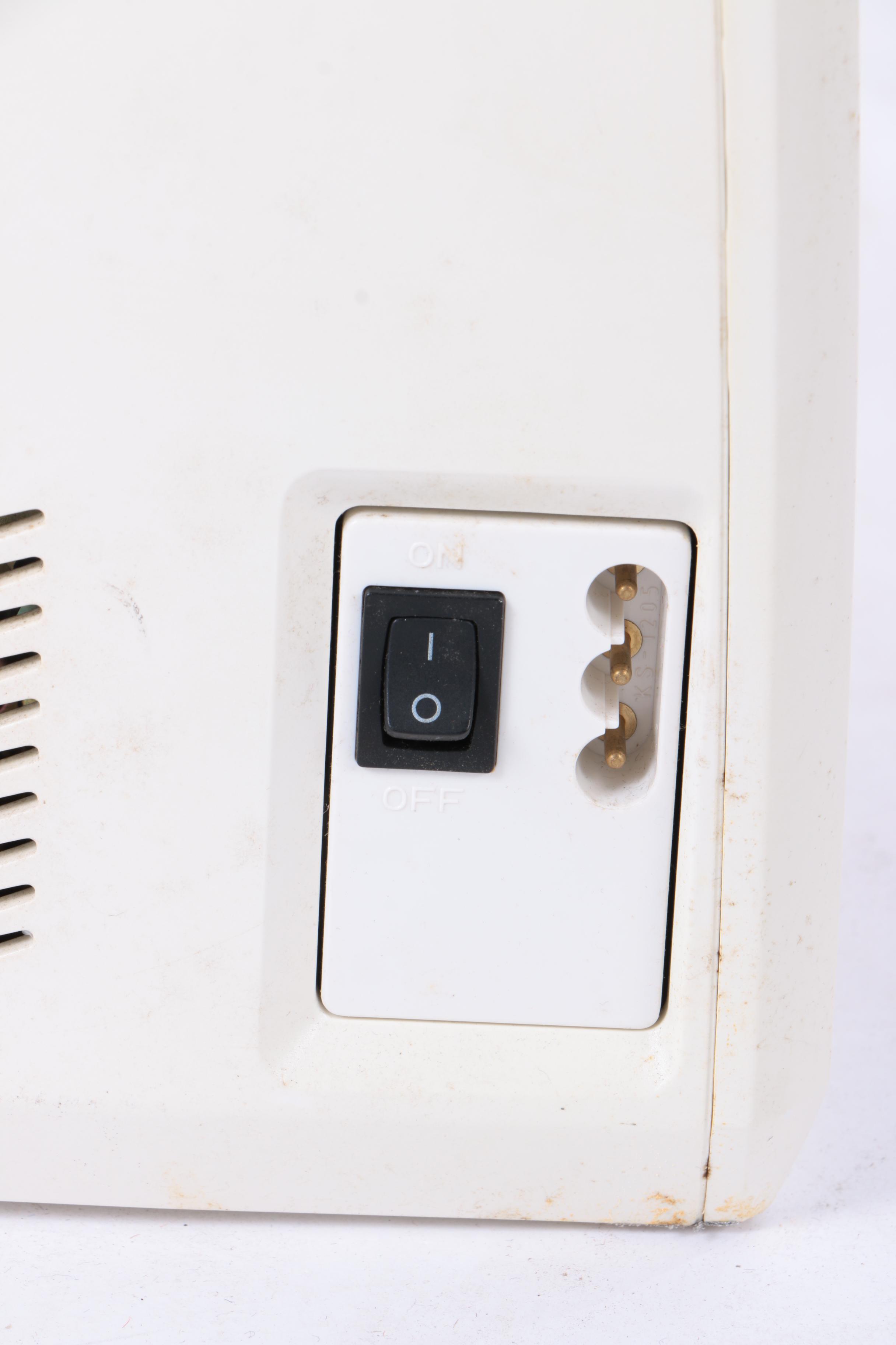 Huskystar 215 Sewing Machine