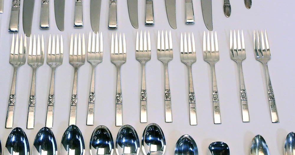 Oneida Community "Morning Star" Silver Plate Flatware Set