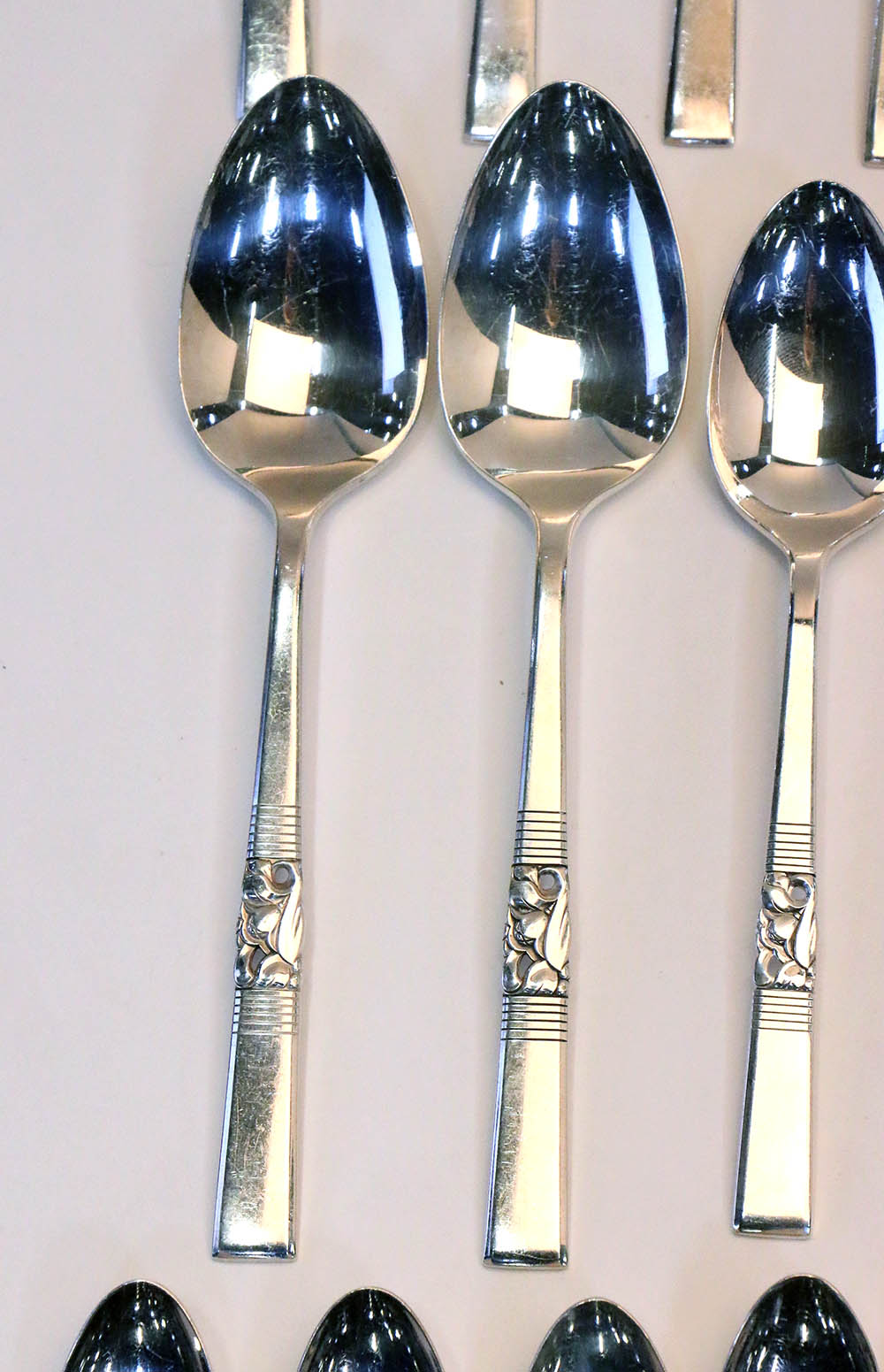 Oneida Community "Morning Star" Silver Plate Flatware Set
