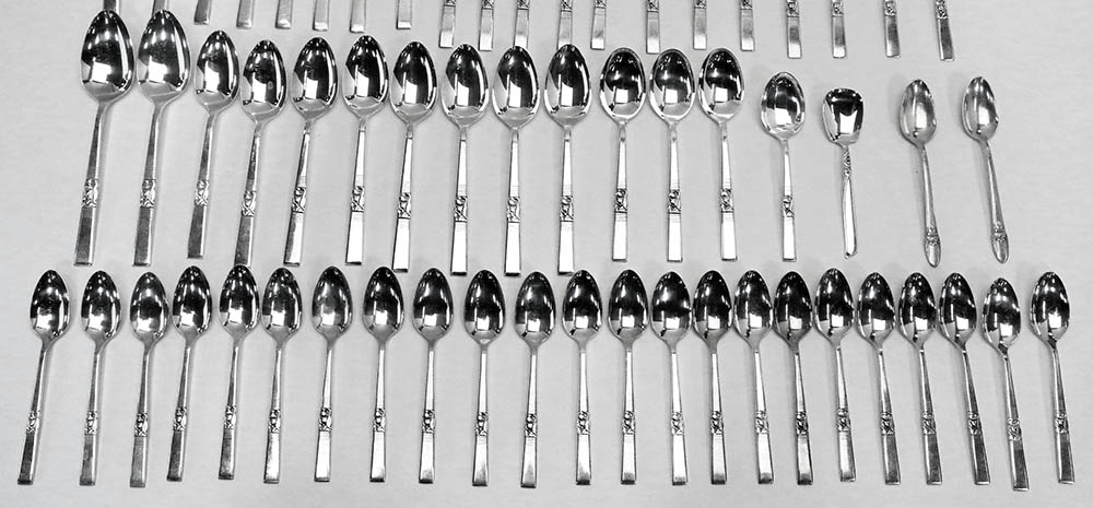 Oneida Community "Morning Star" Silver Plate Flatware Set